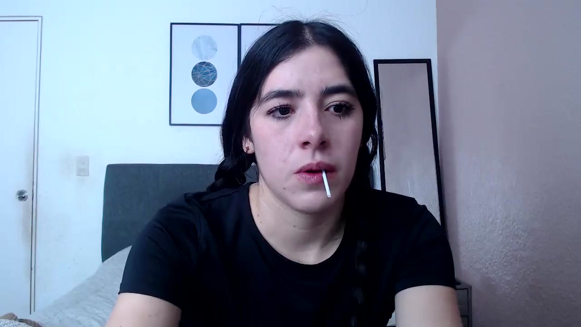 Gallery image thumbnail from Zoe_mill3r's myfreecams stream on, 07/23/2024, 18:03 image 2 of 20