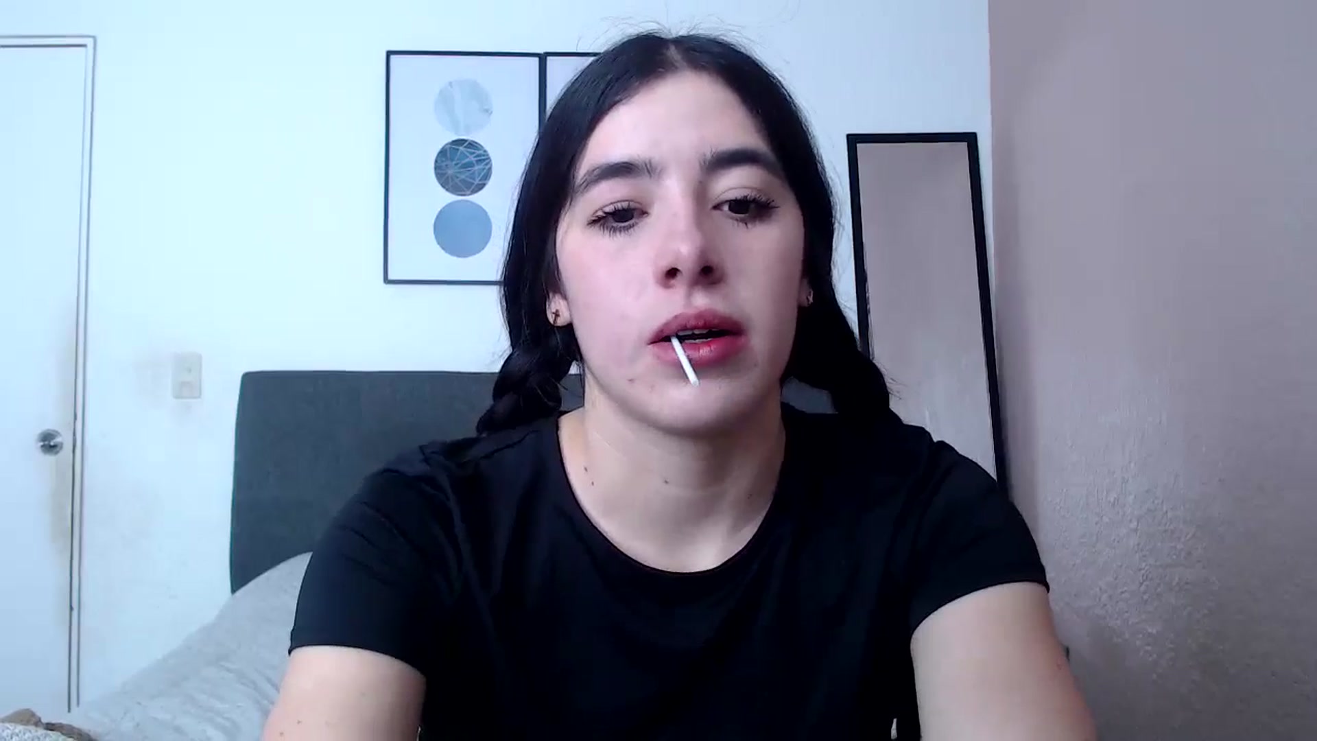 Gallery image thumbnail from Zoe_mill3r's myfreecams stream on, 07/23/2024, 18:03 image 14 of 20