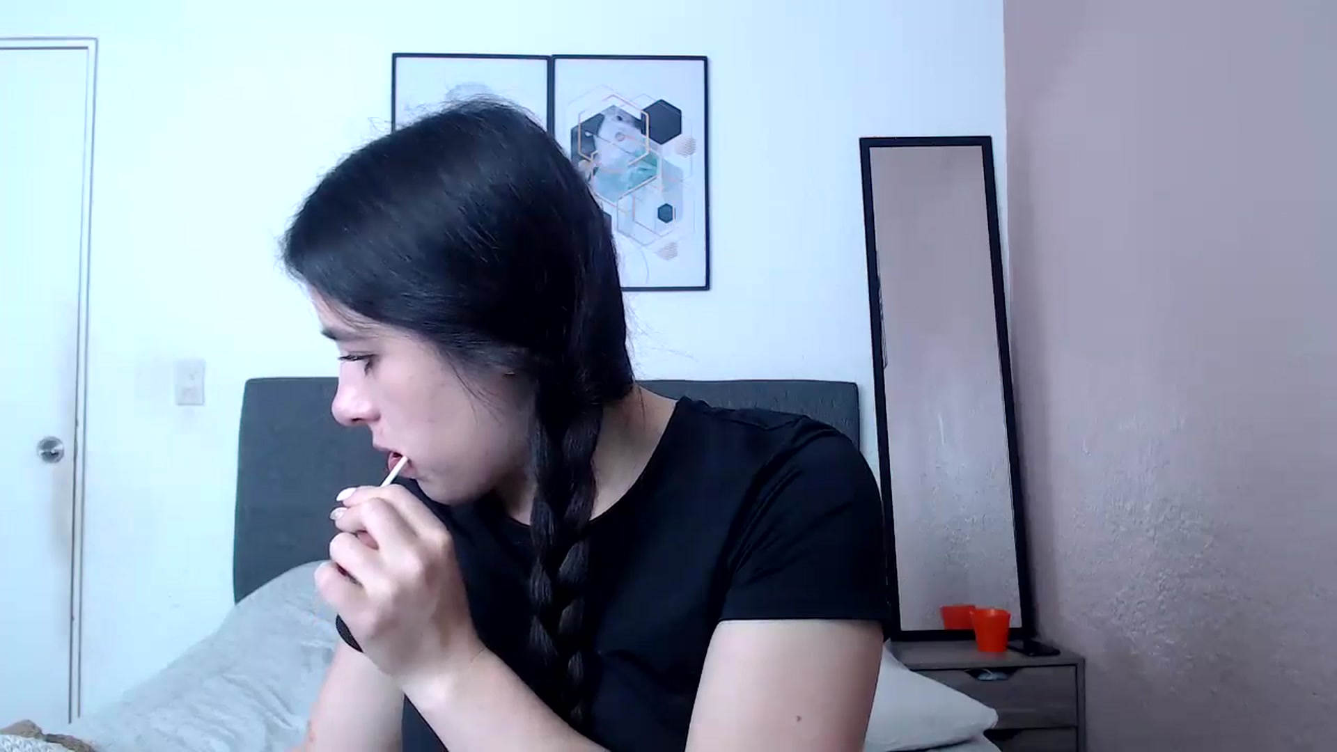 Gallery image thumbnail from Zoe_mill3r's myfreecams stream on, 07/23/2024, 18:03 image 11 of 20