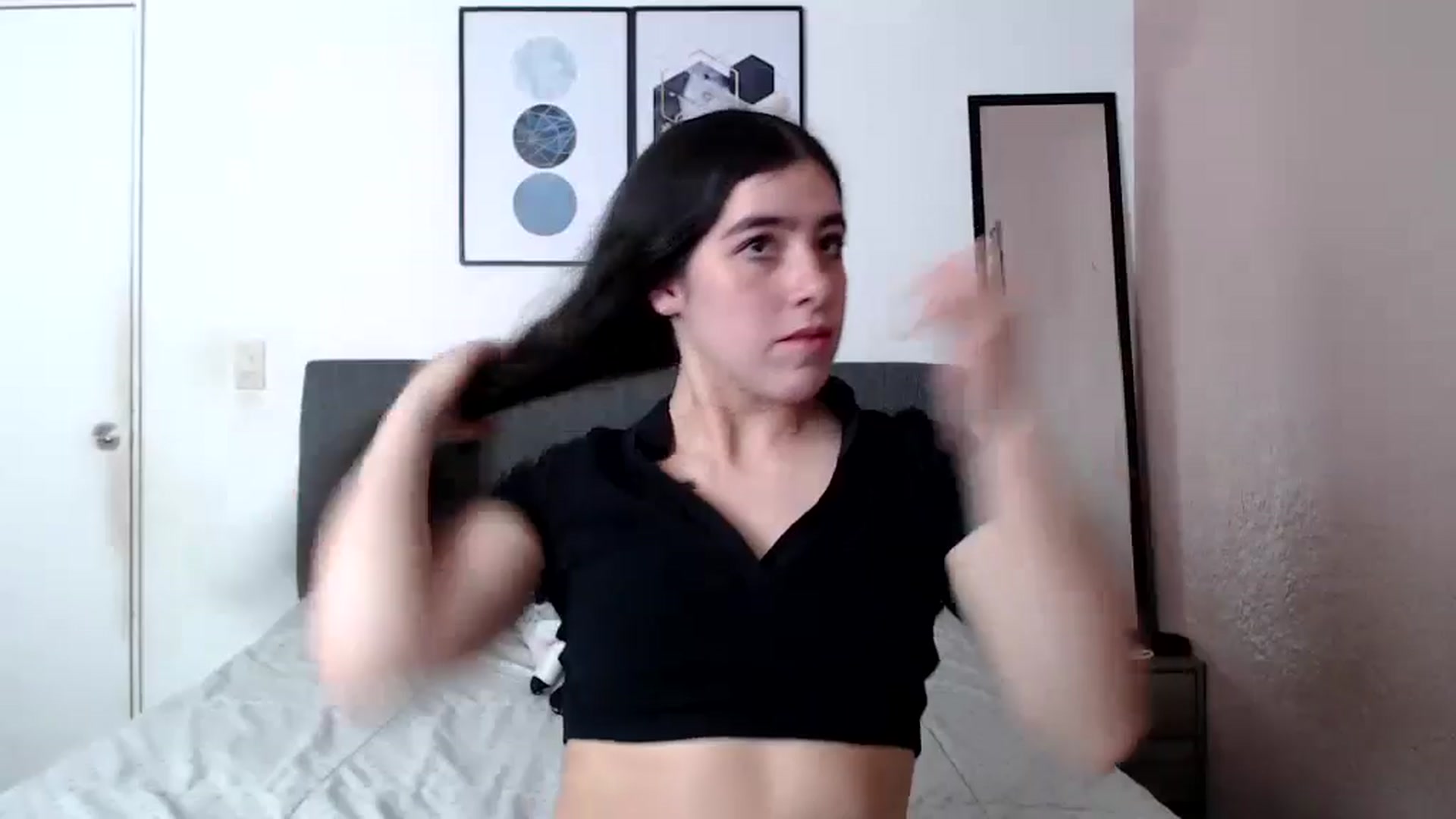 Gallery image thumbnail from Zoe_mill3r's myfreecams stream on, 07/28/2024, 18:39 image 6 of 20