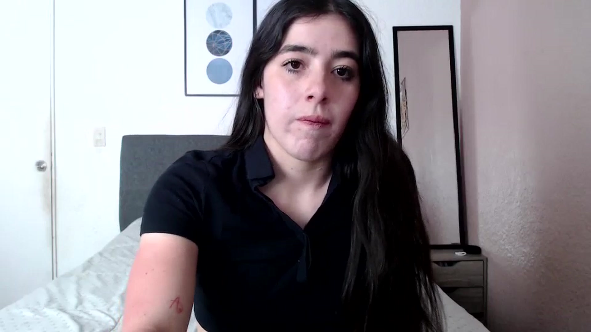 Gallery image thumbnail from Zoe_mill3r's myfreecams stream on, 07/28/2024, 18:39 image 10 of 20