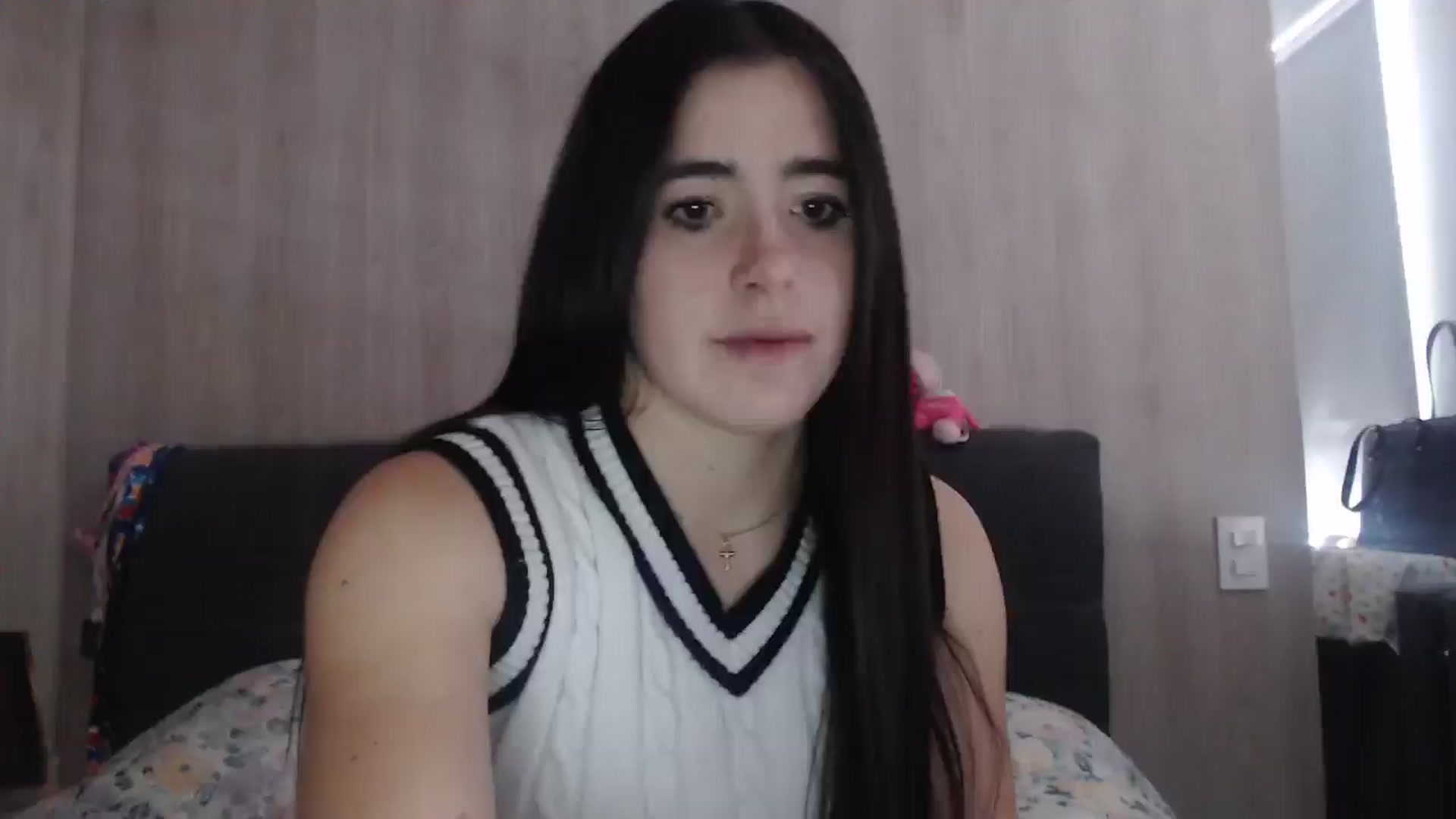 Gallery image thumbnail from Zoe_mill3r's myfreecams stream on, 09/21/2025, 16:59 image 14 of 20