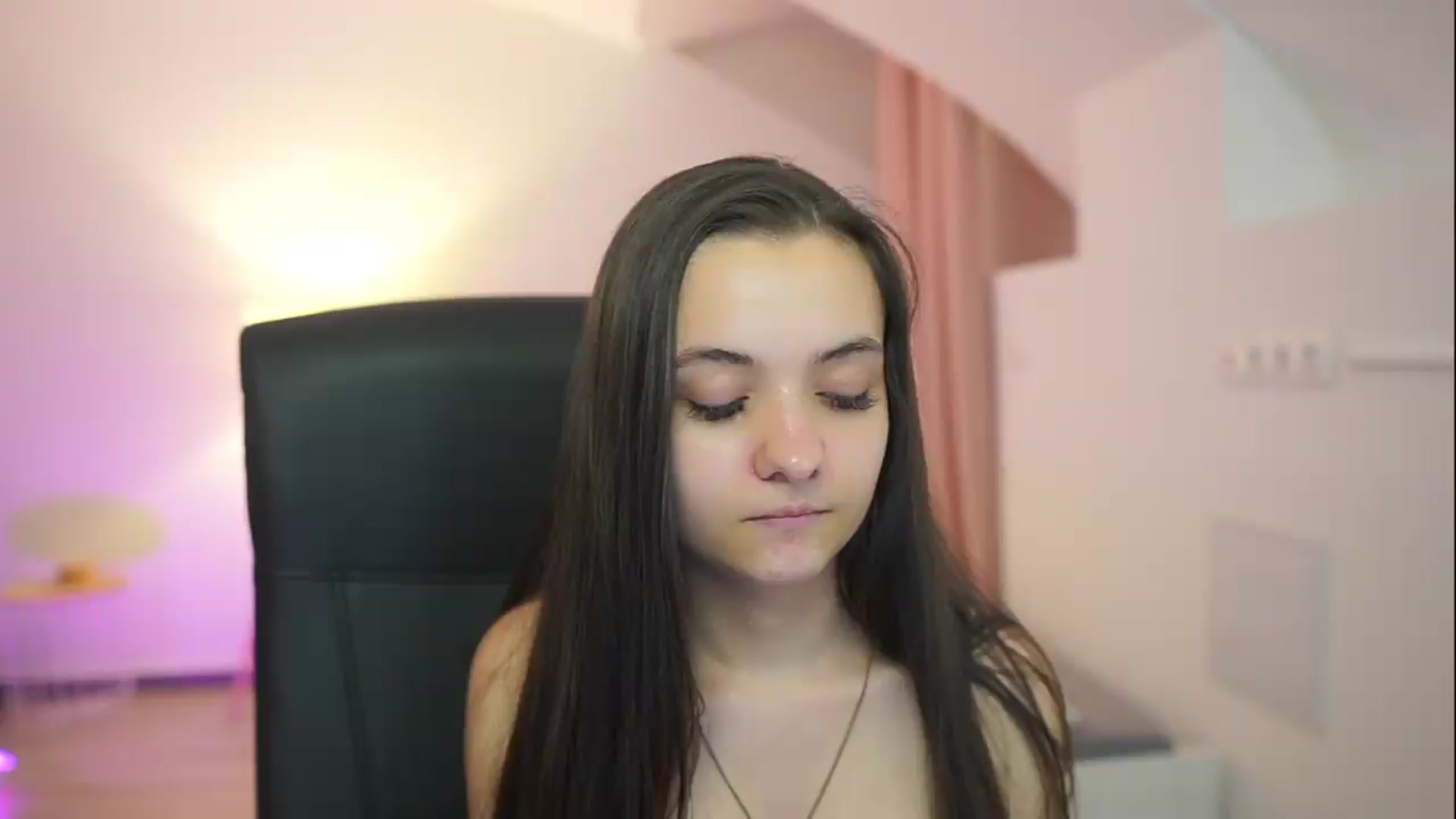 Gallery image thumbnail from Zoenica's myfreecams stream on, 07/26/2026, 17:39 image 8 of 20