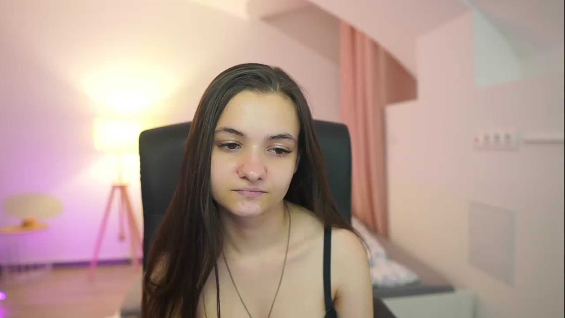Gallery image thumbnail from Zoenica's myfreecams stream on, 07/26/2026, 17:39 image 1 of 20