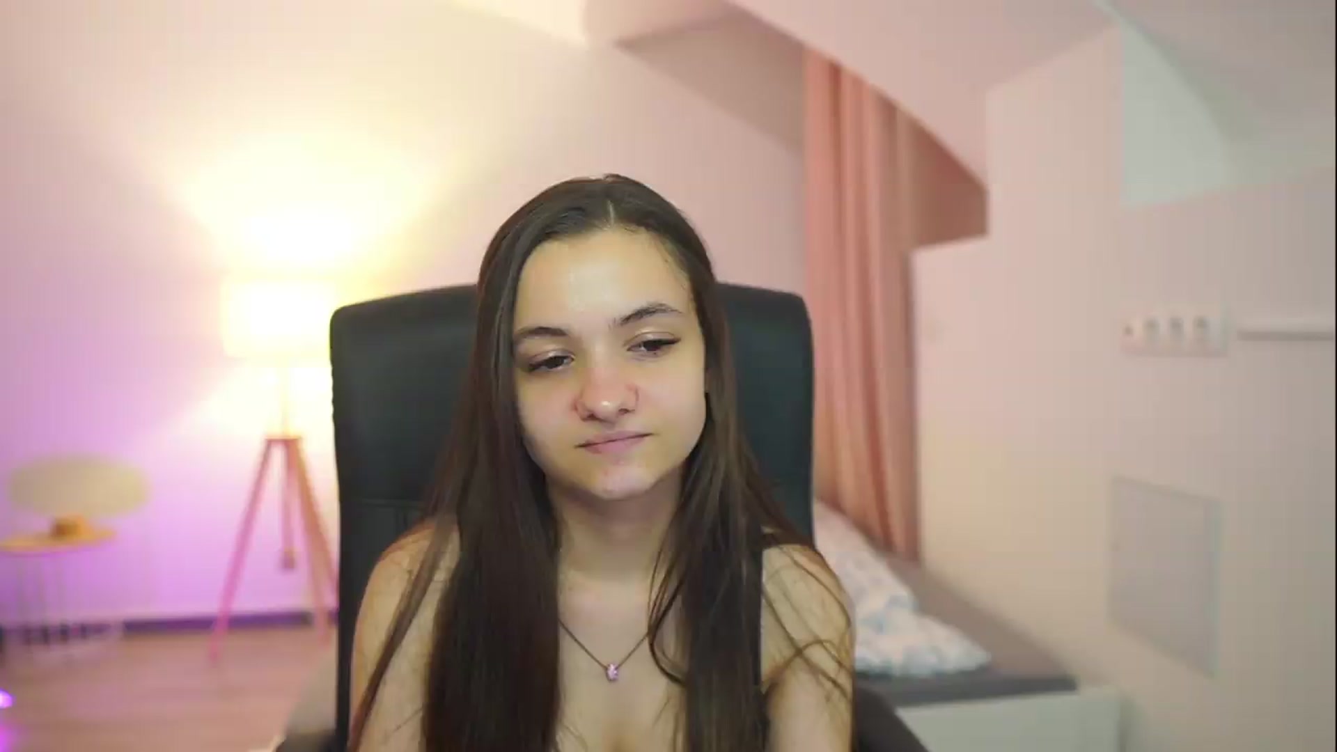 Gallery image thumbnail from Zoenica's myfreecams stream on, 07/26/2026, 17:39 image 19 of 20