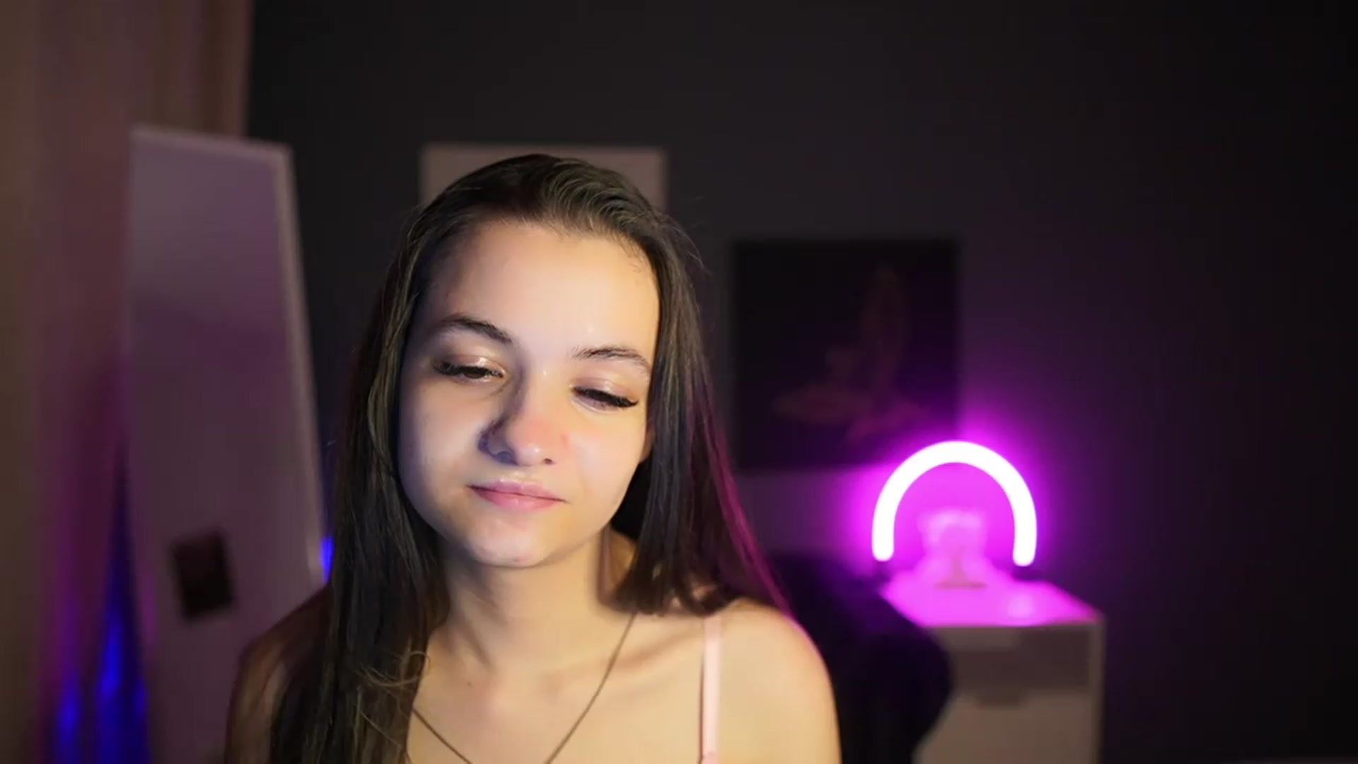 Gallery image thumbnail from Zoenica's myfreecams stream on, 07/31/2026, 15:54 image 2 of 20