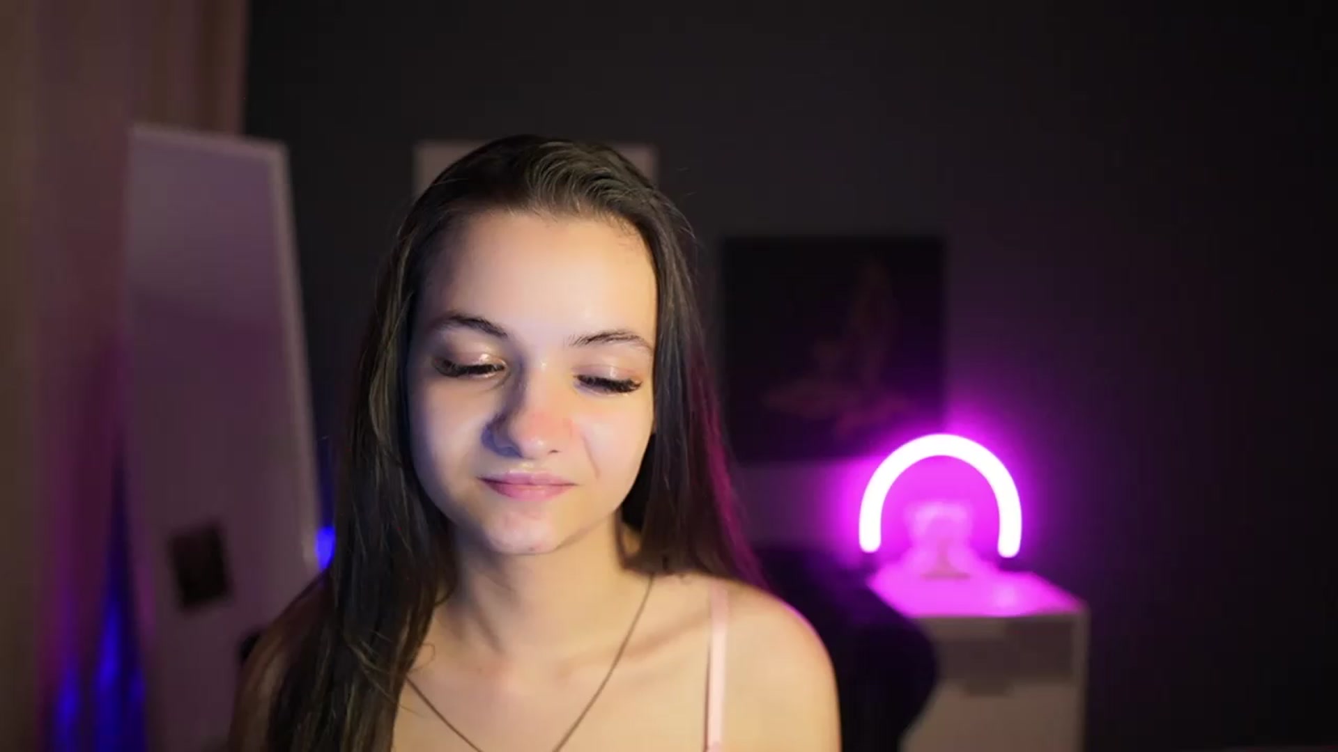 Gallery image thumbnail from Zoenica's myfreecams stream on, 07/31/2026, 15:54 image 1 of 20