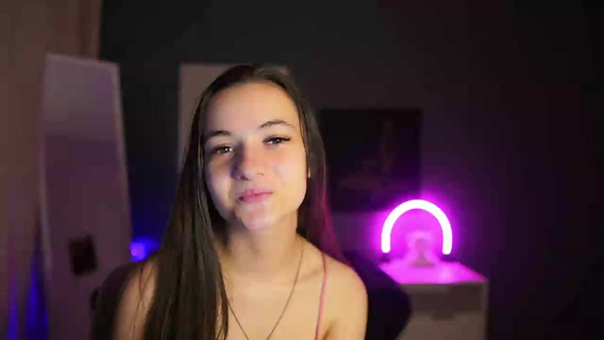 Gallery image thumbnail from Zoenica's myfreecams stream on, 08/02/2026, 13:32 image 18 of 20