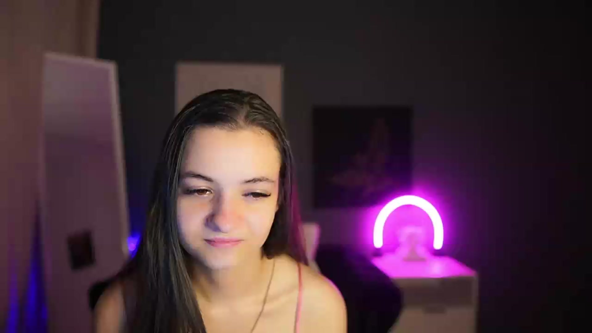 Gallery image thumbnail from Zoenica's myfreecams stream on, 08/02/2026, 13:32 image 9 of 20
