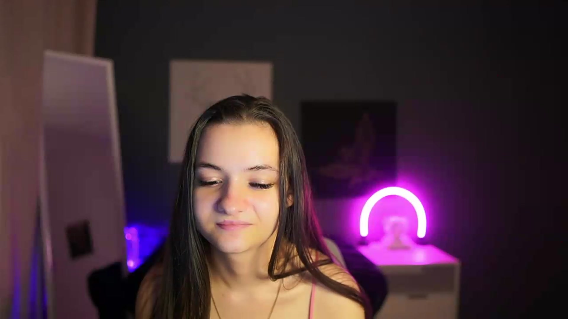 Gallery image thumbnail from Zoenica's myfreecams stream on, 08/02/2026, 15:22 image 19 of 20