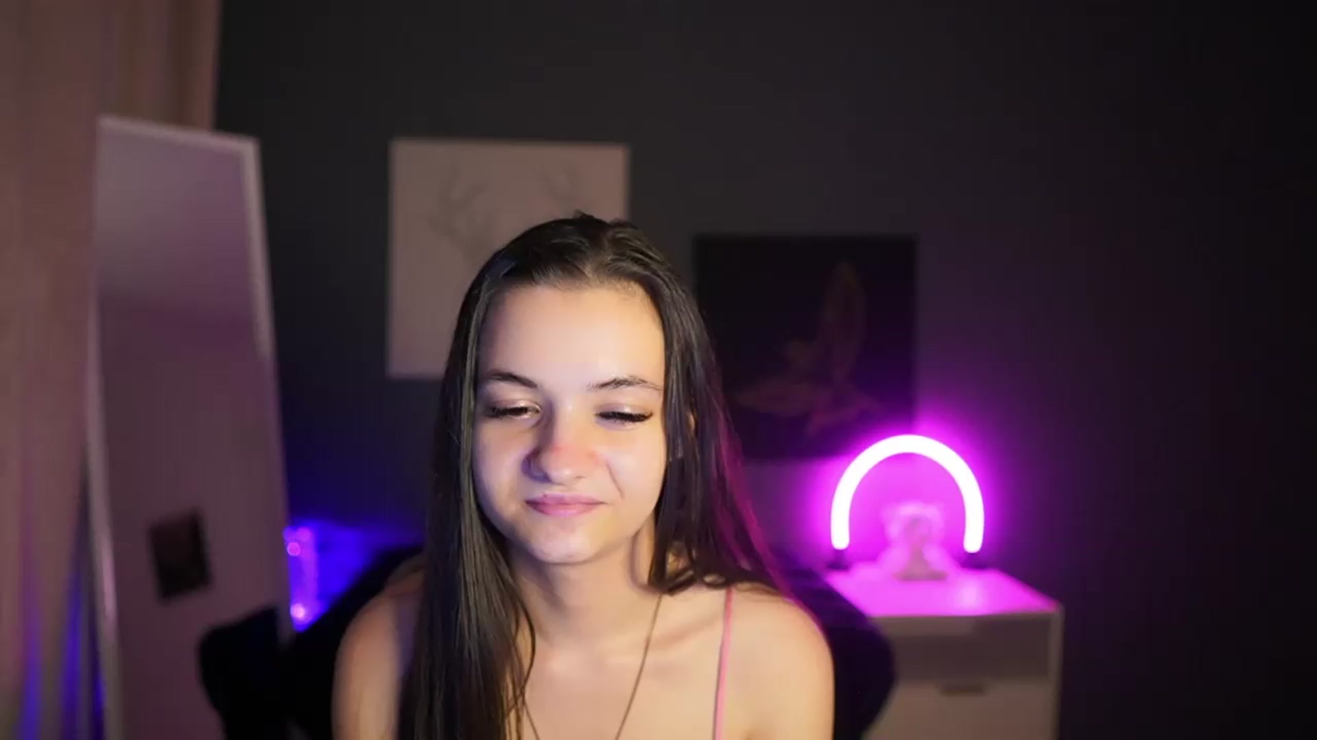 Gallery image thumbnail from Zoenica's myfreecams stream on, 08/02/2026, 15:22 image 15 of 20