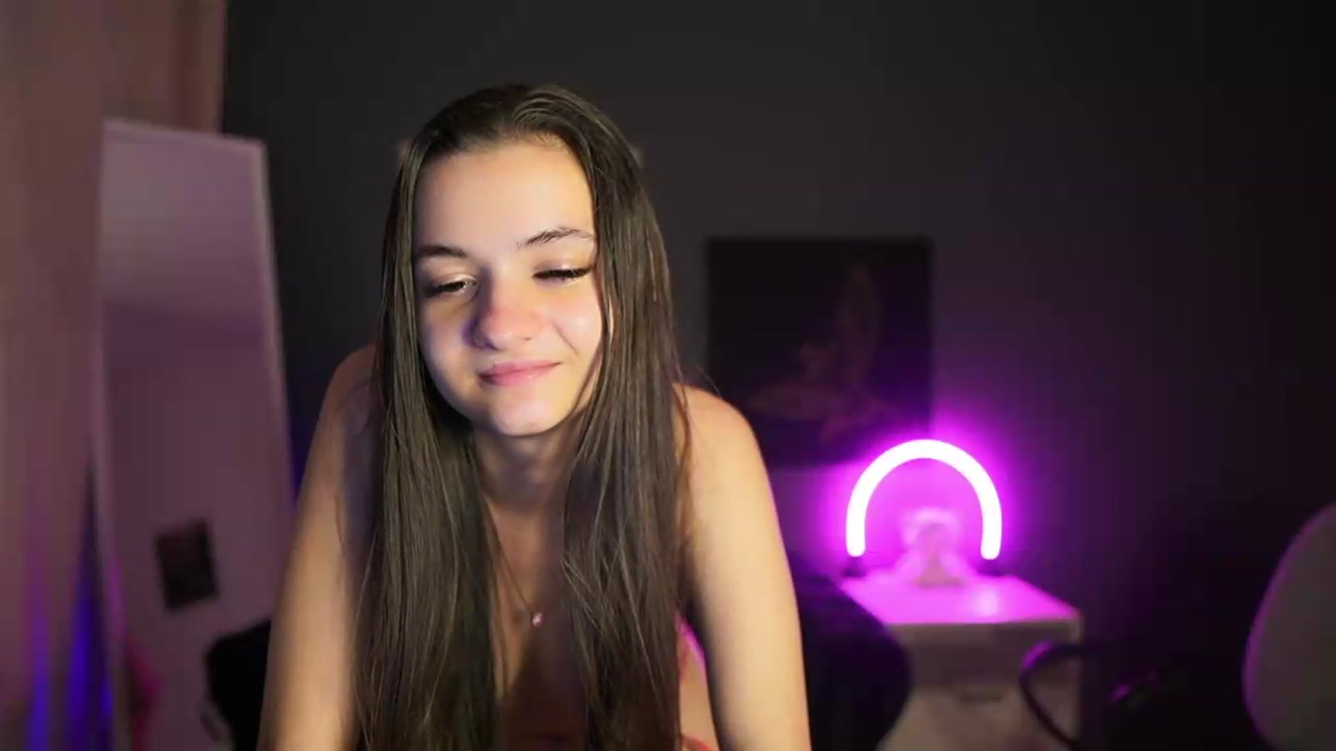 Gallery image thumbnail from Zoenica's myfreecams stream on, 08/02/2026, 16:07 image 4 of 20