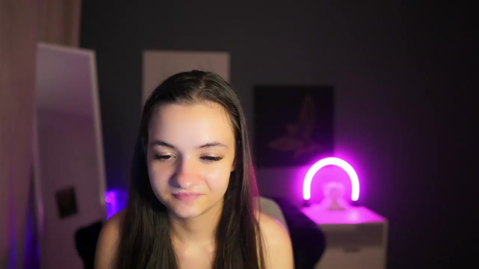 Gallery image thumbnail from Zoenica's myfreecams stream on, 08/02/2026, 16:07 image 20 of 20