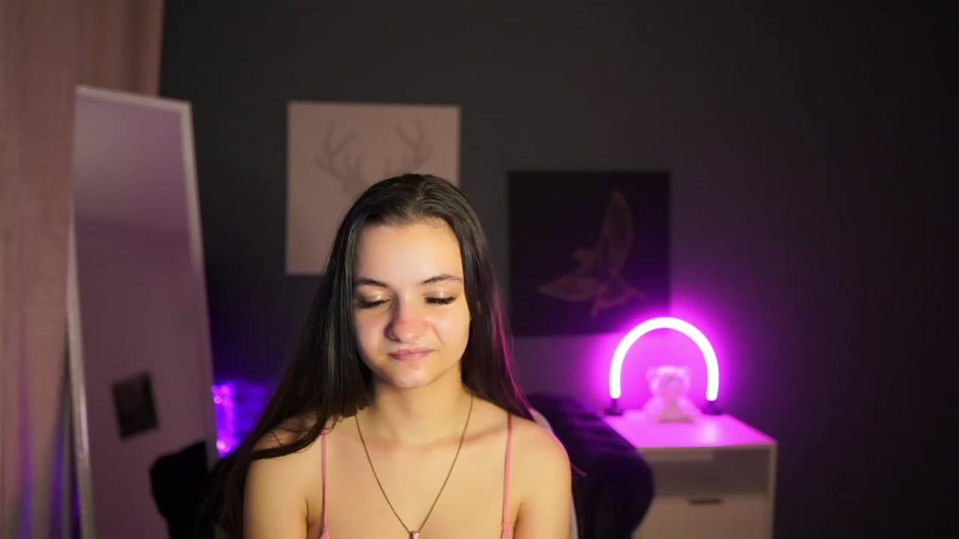Gallery image thumbnail from Zoenica's myfreecams stream on, 08/02/2026, 16:40 image 18 of 20