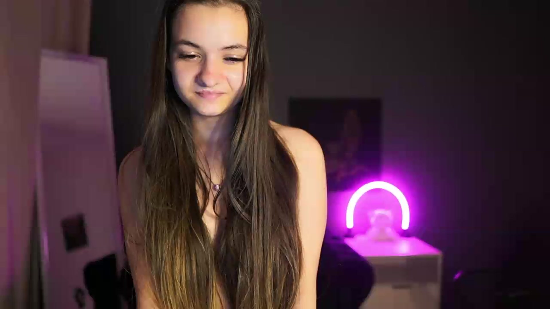 Gallery image thumbnail from Zoenica's myfreecams stream on, 08/02/2026, 17:40 image 17 of 20
