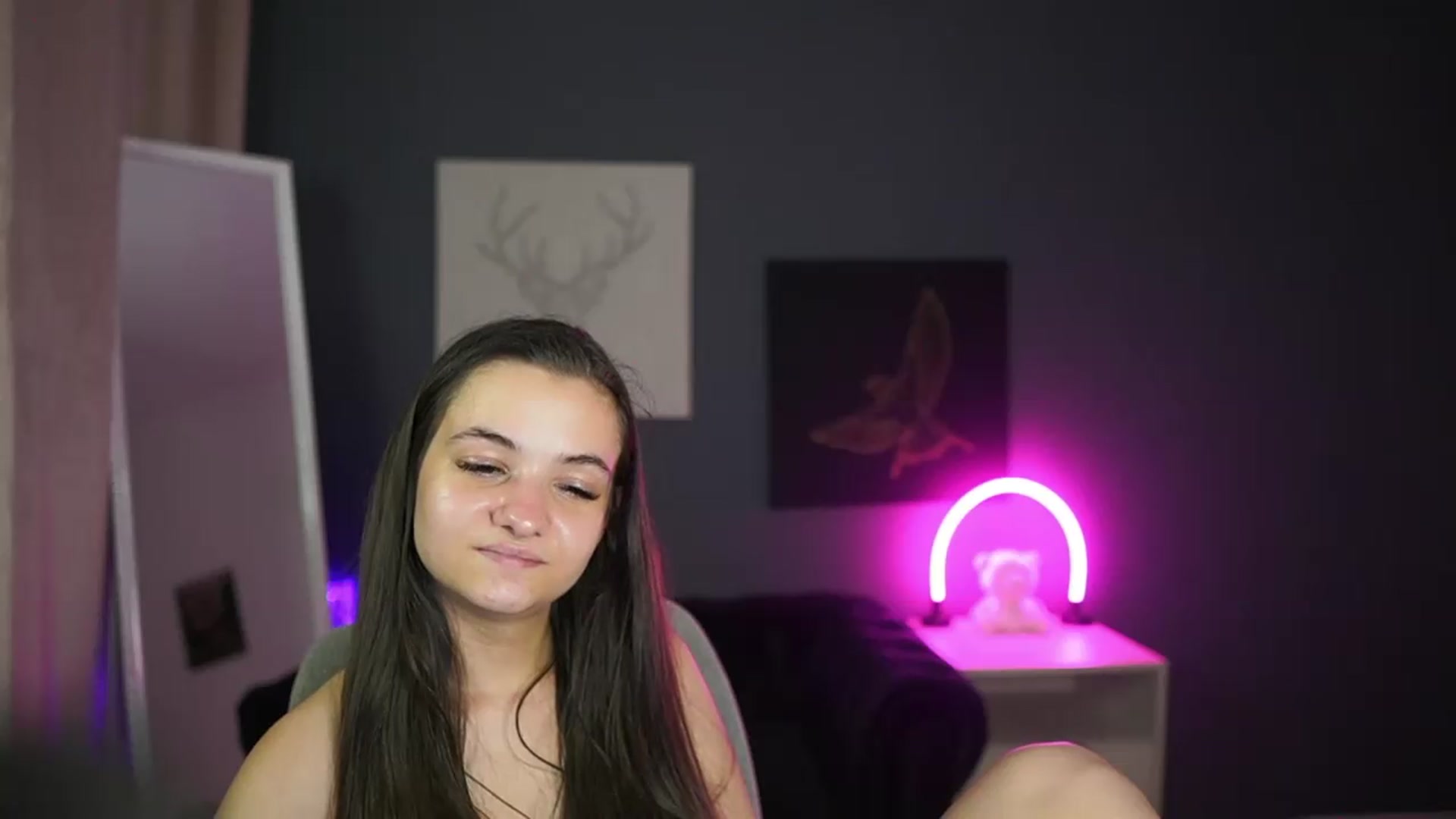Gallery image thumbnail from Zoenica's myfreecams stream on, 08/06/2026, 15:50 image 15 of 20