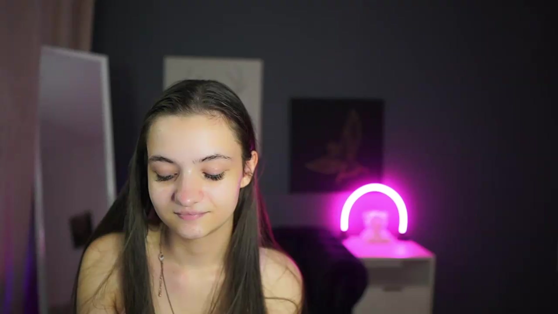 Gallery image thumbnail from Zoenica's myfreecams stream on, 08/15/2026, 16:16 image 15 of 20