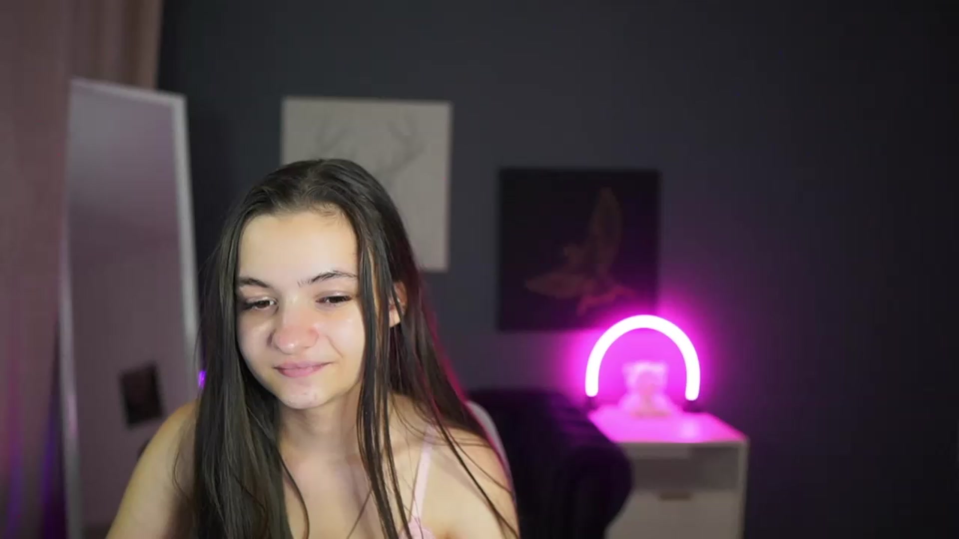 Gallery image thumbnail from Zoenica's myfreecams stream on, 08/15/2026, 16:40 image 9 of 20