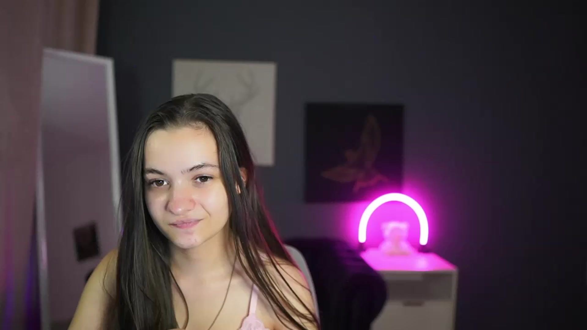 Gallery image thumbnail from Zoenica's myfreecams stream on, 08/15/2026, 16:40 image 2 of 20