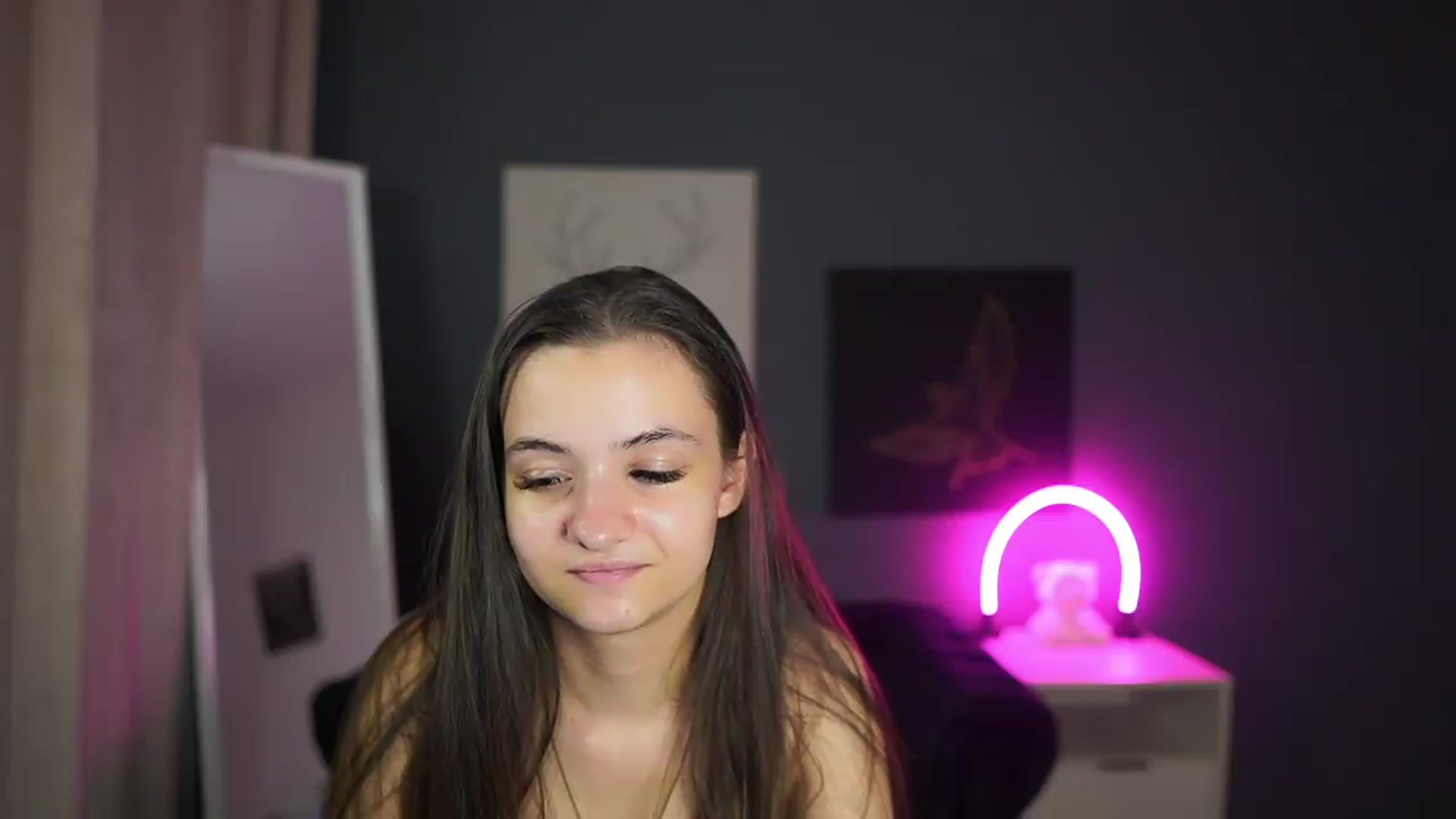 Gallery image thumbnail from Zoenica's myfreecams stream on, 08/22/2026, 16:57 image 10 of 20