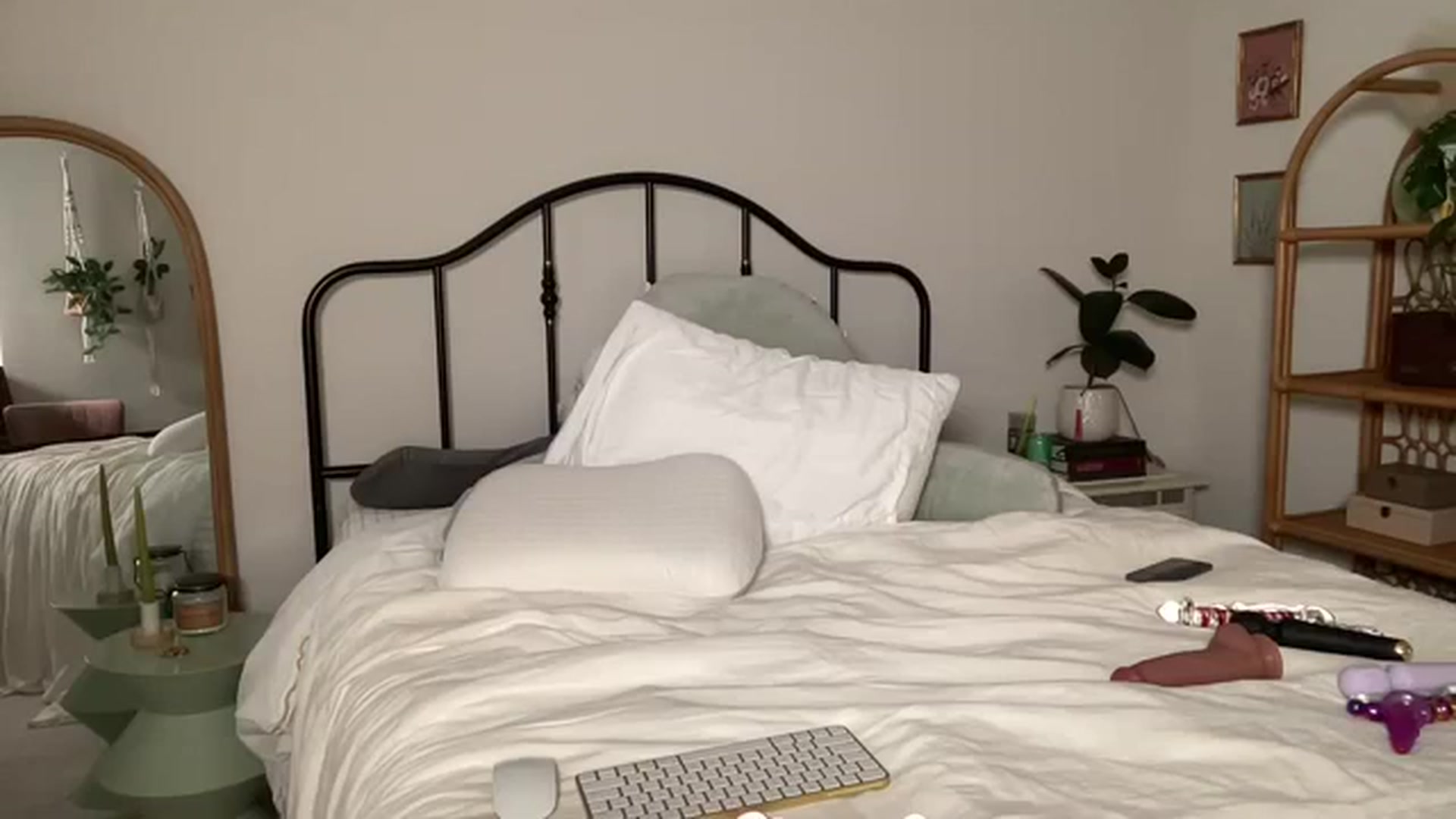 Gallery image thumbnail from ZoeyLee94's myfreecams stream on, 09/30/2023, 06:14 image 19 of 20