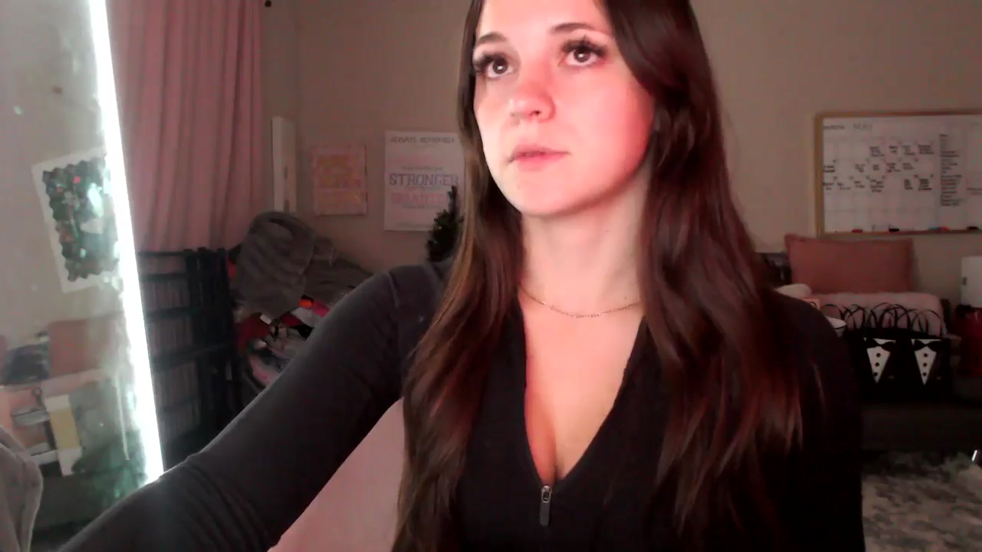 Gallery image thumbnail from Zoeyava's myfreecams stream on, 05/26/2024, 03:46 image 16 of 20