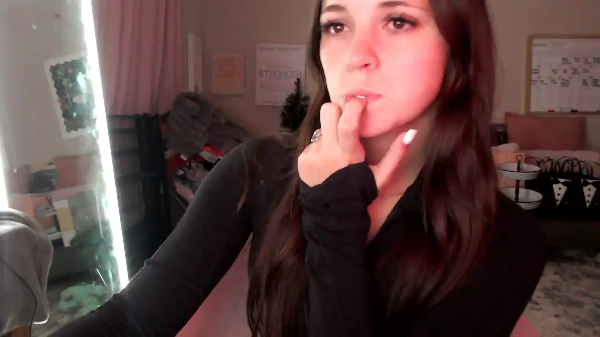 Gallery image thumbnail from Zoeyava's myfreecams stream on, 05/26/2024, 03:46 image 5 of 20