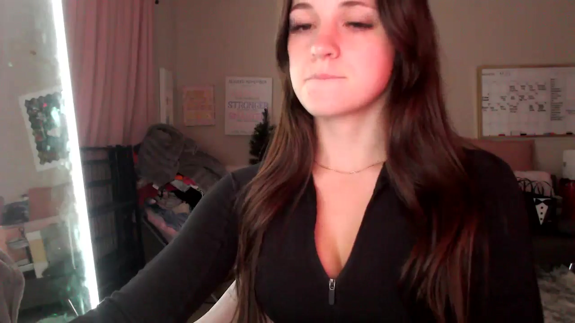 Gallery image thumbnail from Zoeyava's myfreecams stream on, 05/26/2024, 03:46 image 12 of 20