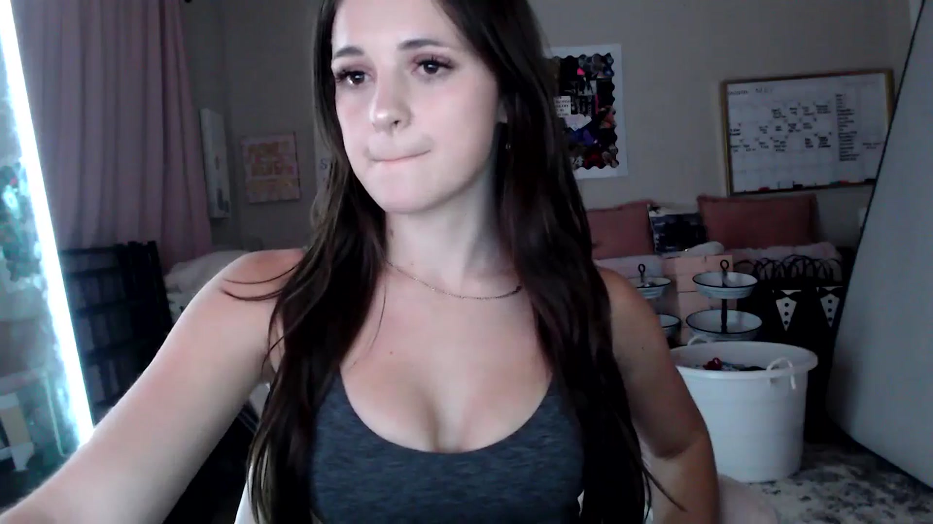 Gallery image thumbnail from Zoeyava's myfreecams stream on, 05/29/2024, 03:54 image 8 of 20