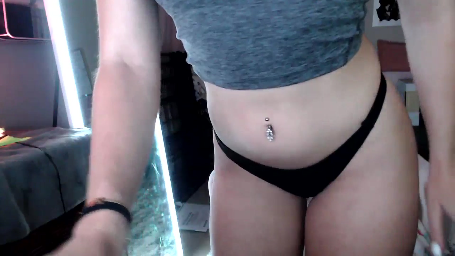 Gallery image thumbnail from Zoeyava's myfreecams stream on, 05/29/2024, 03:54 image 4 of 20