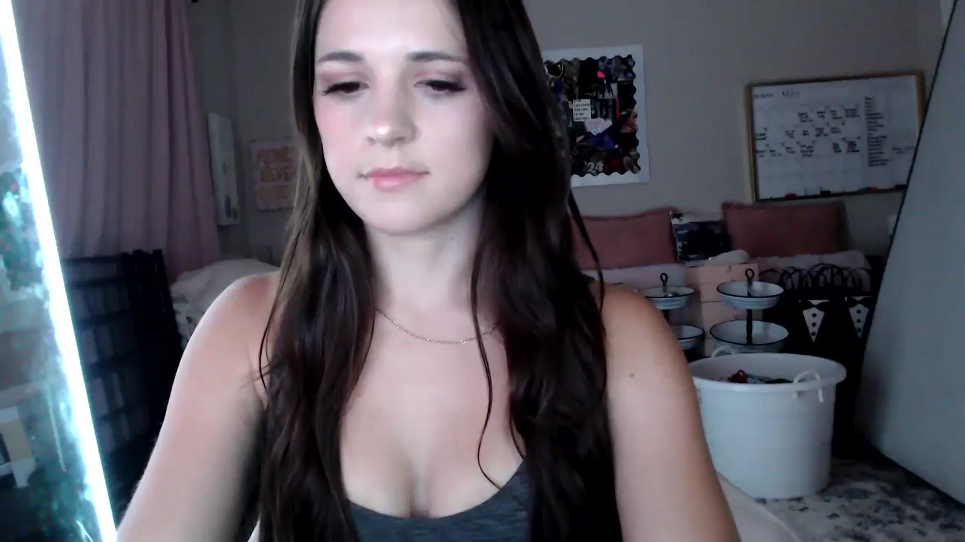 Gallery image thumbnail from Zoeyava's myfreecams stream on, 05/29/2024, 03:54 image 17 of 20