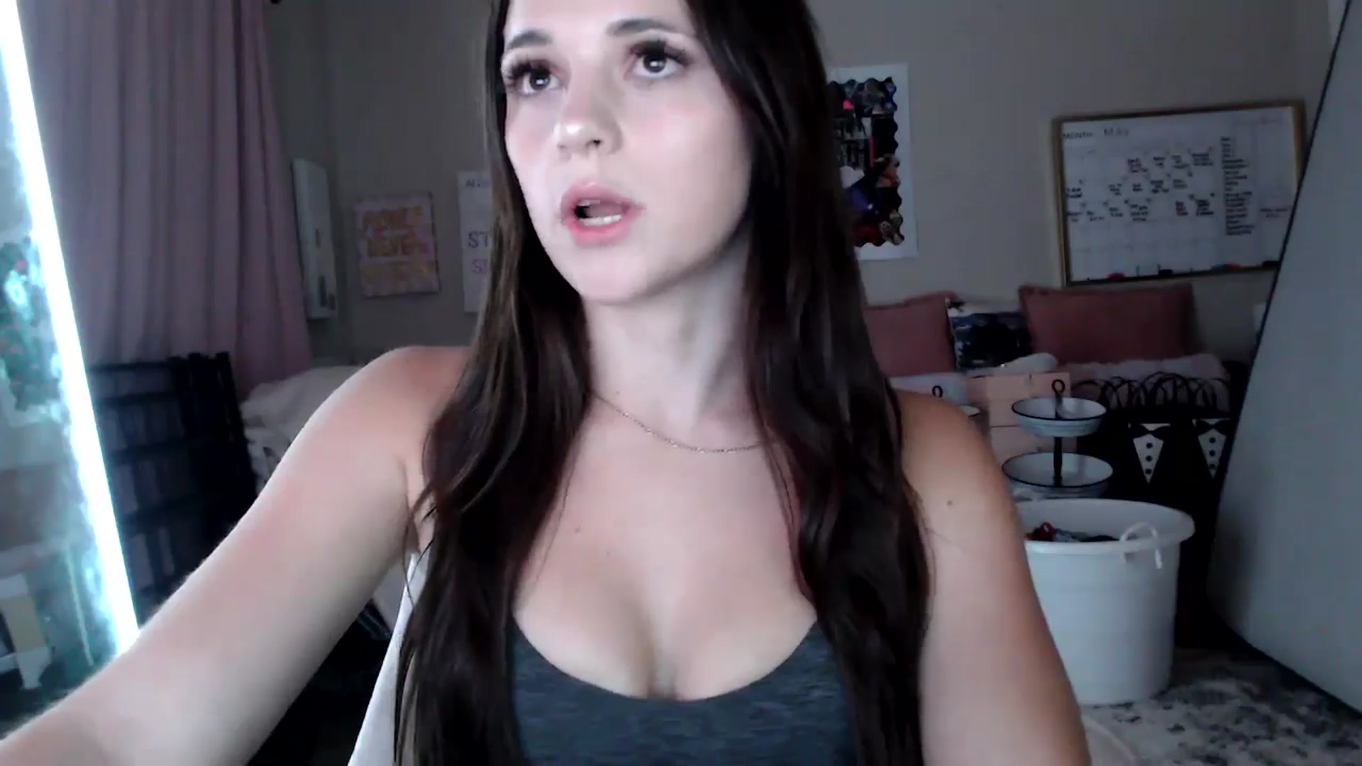Gallery image thumbnail from Zoeyava's myfreecams stream on, 05/29/2024, 03:54 image 11 of 20