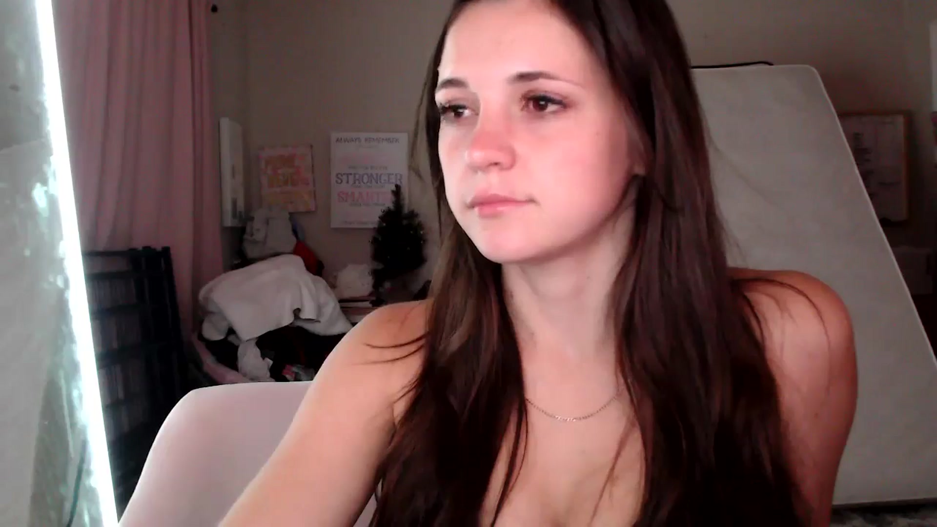 Gallery image thumbnail from Zoeyava's myfreecams stream on, 06/03/2024, 03:46 image 9 of 20