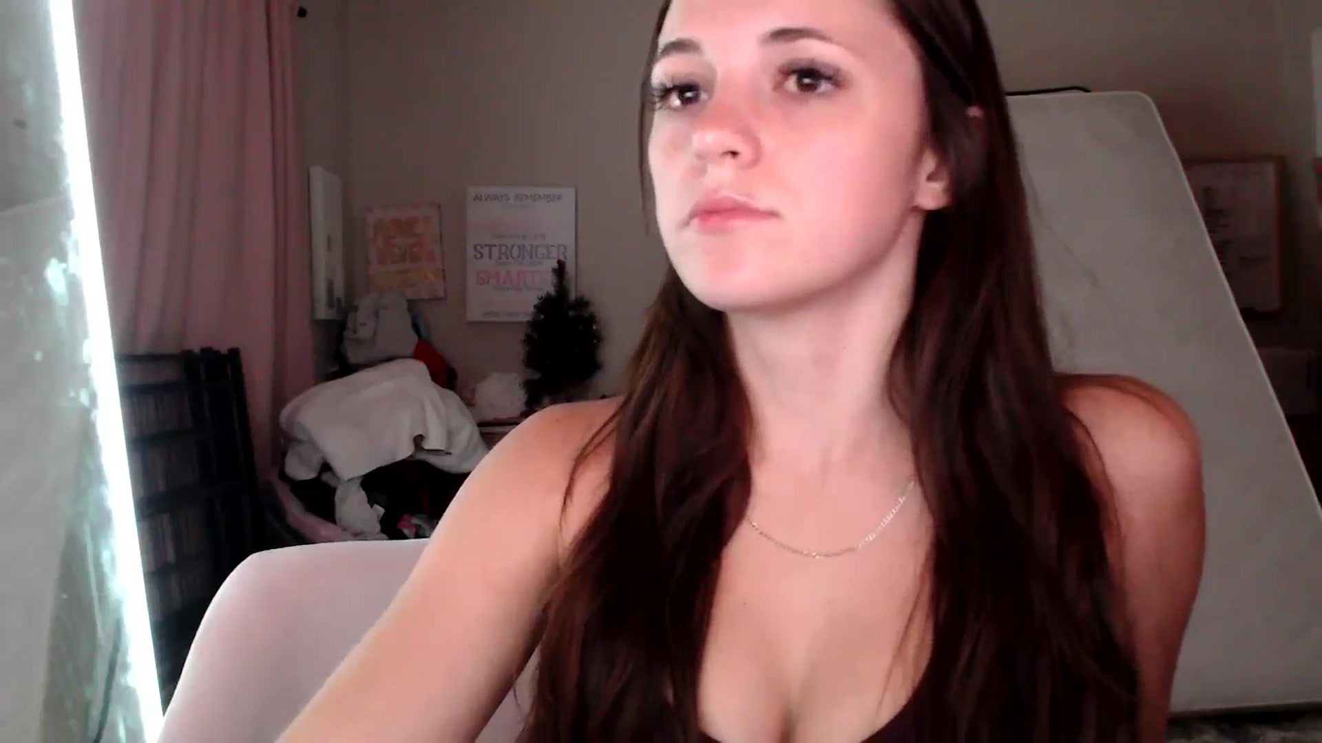 Gallery image thumbnail from Zoeyava's myfreecams stream on, 06/03/2024, 03:46 image 2 of 20