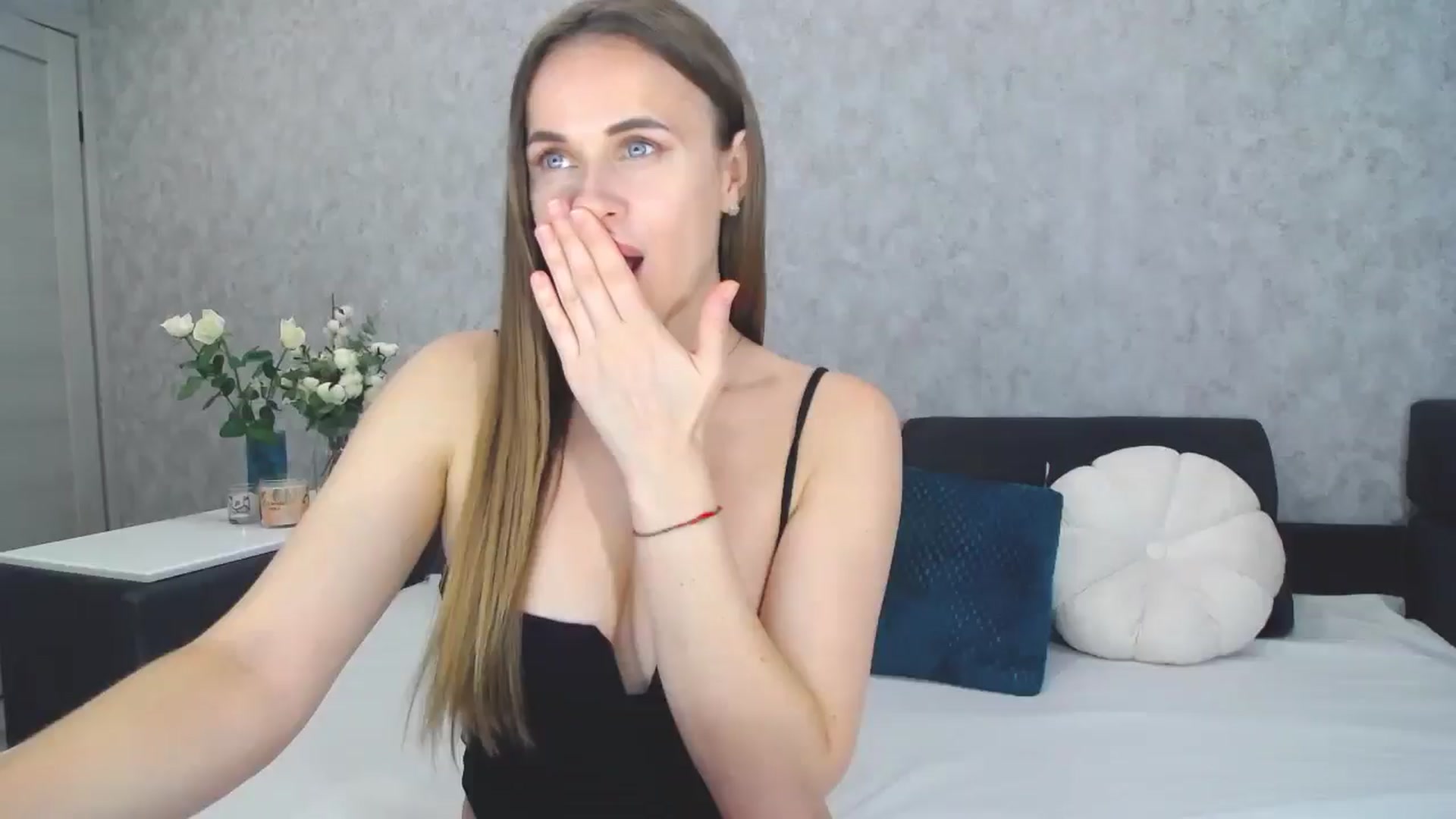 Gallery image thumbnail from Zofia_Zozo's myfreecams stream on, 09/02/2025, 09:04 image 8 of 20