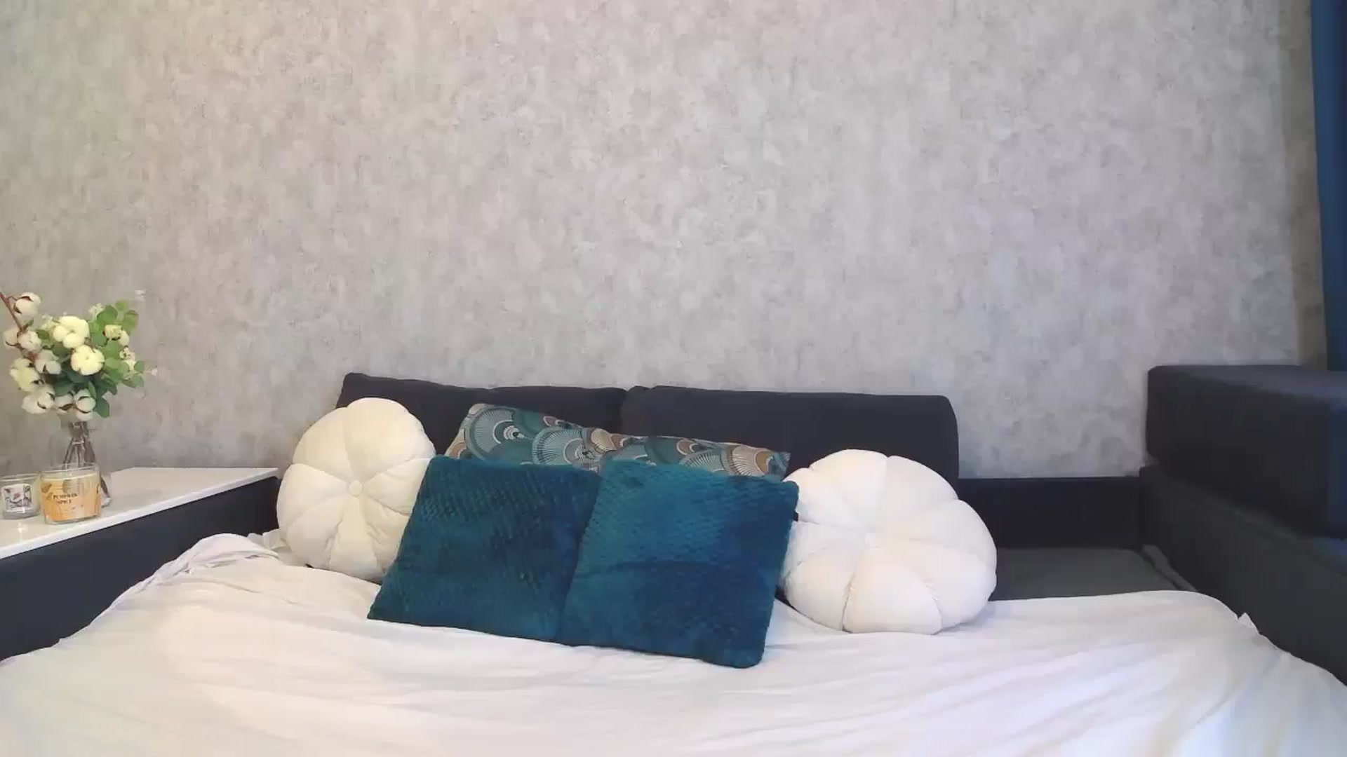 Gallery image thumbnail from Zofia_Zozo's myfreecams stream on, 09/09/2025, 12:36 image 7 of 20