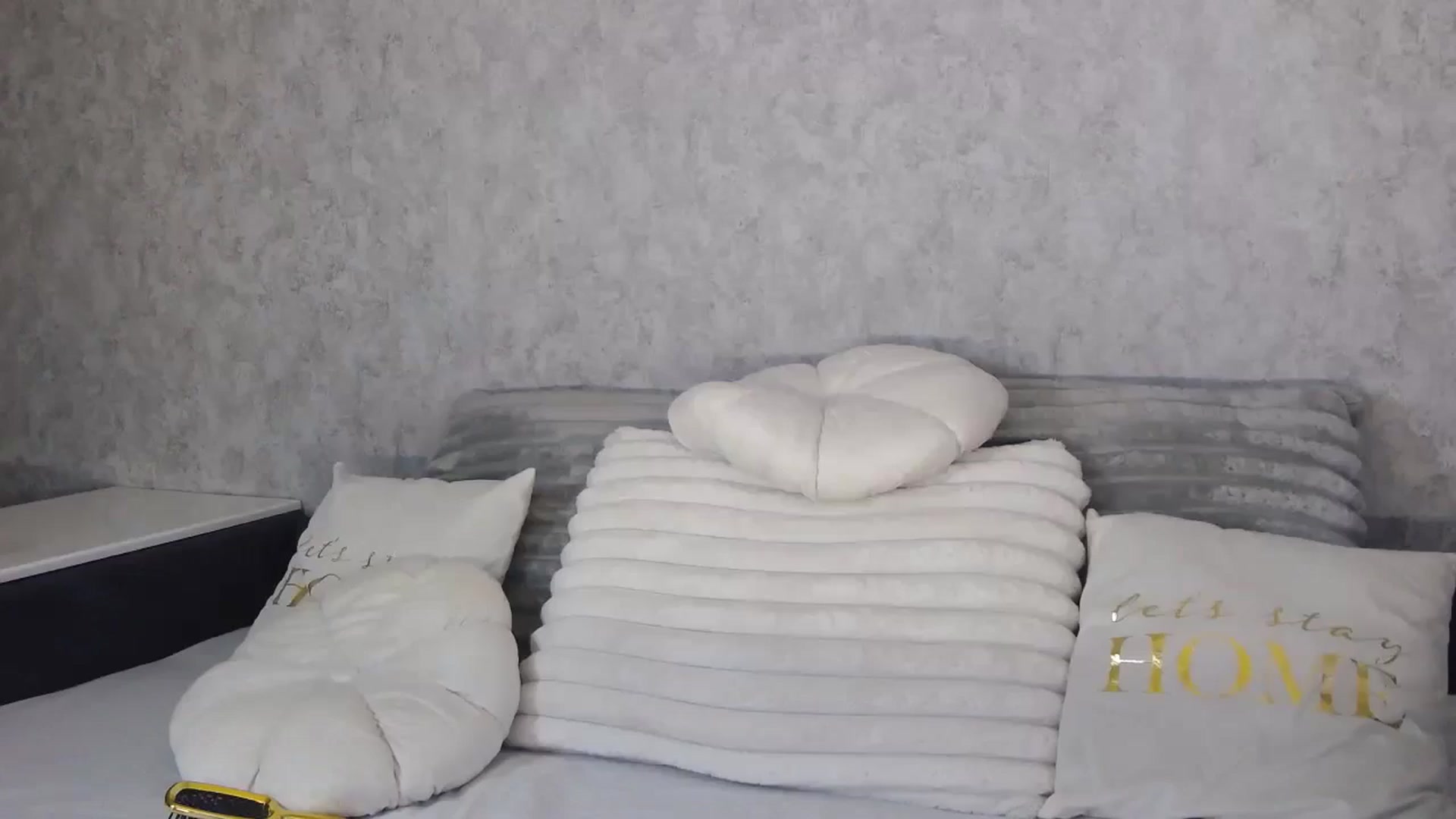 Gallery image thumbnail from Zofia_Zozo's myfreecams stream on, 12/24/2025, 12:54 image 10 of 20