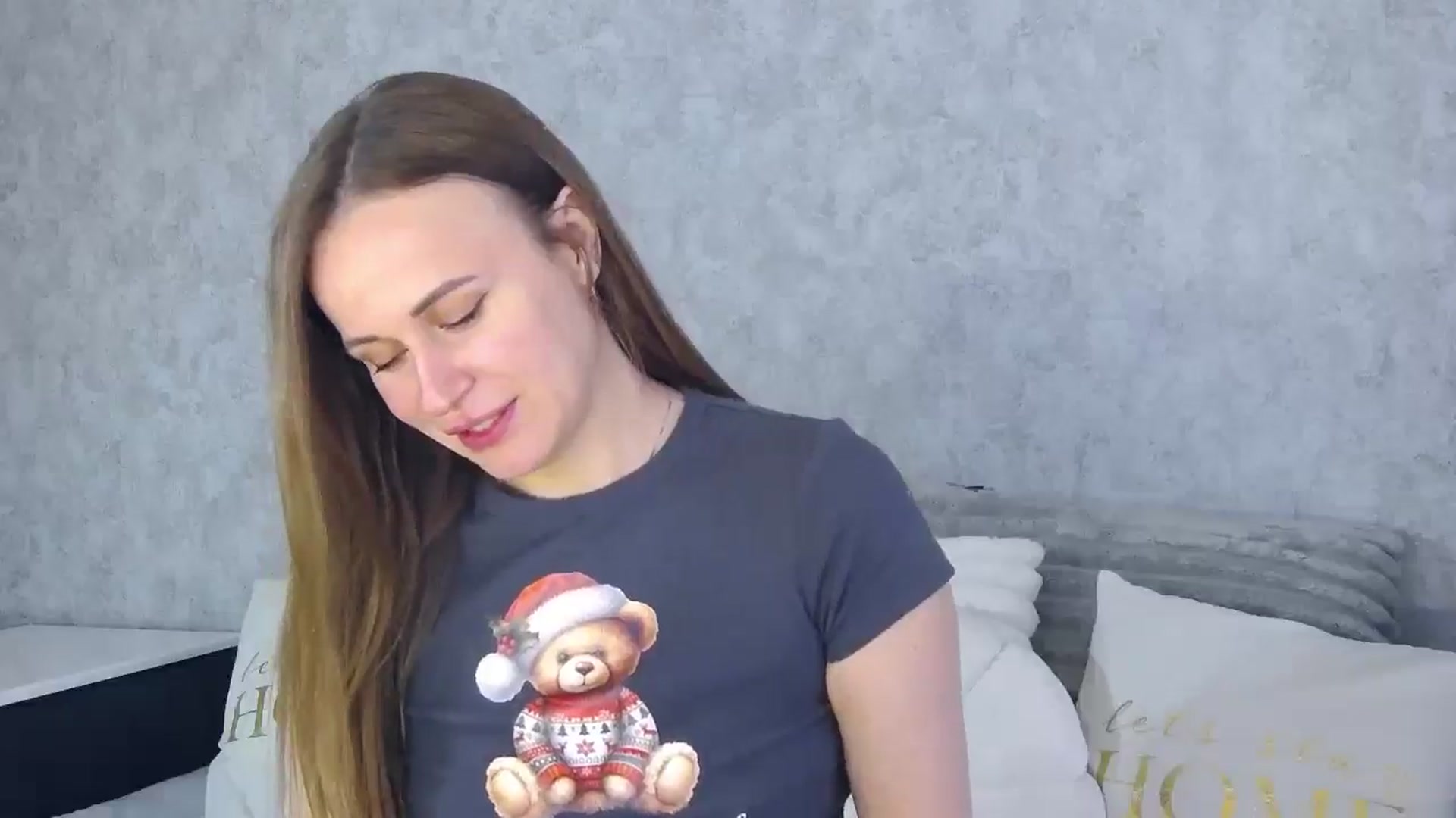 Gallery image thumbnail from Zofia_Zozo's myfreecams stream on, 12/26/2025, 12:29 image 20 of 20