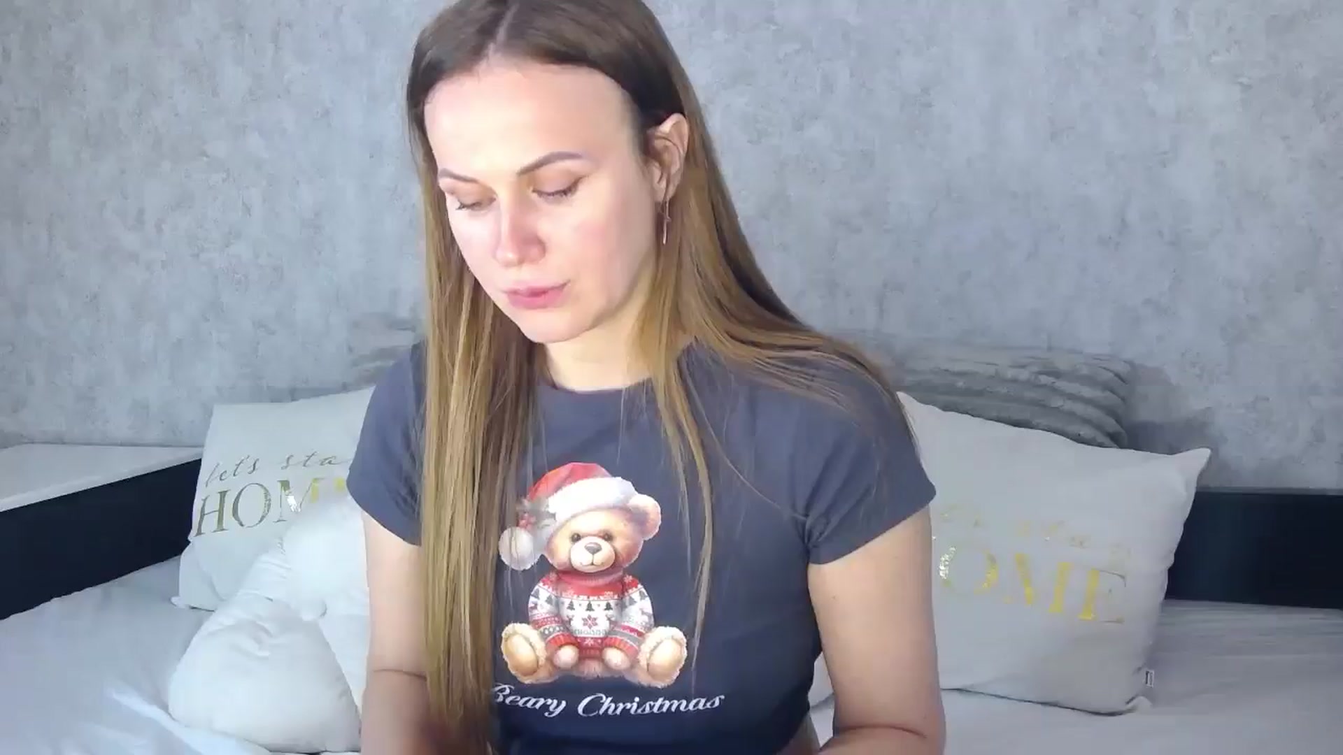 Gallery image thumbnail from Zofia_Zozo's myfreecams stream on, 12/26/2025, 12:59 image 19 of 20