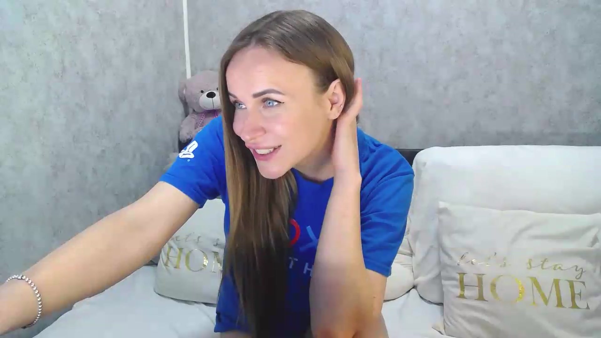 Gallery image thumbnail from Zofia_Zozo's myfreecams stream on, 09/03/2026, 12:26 image 6 of 20