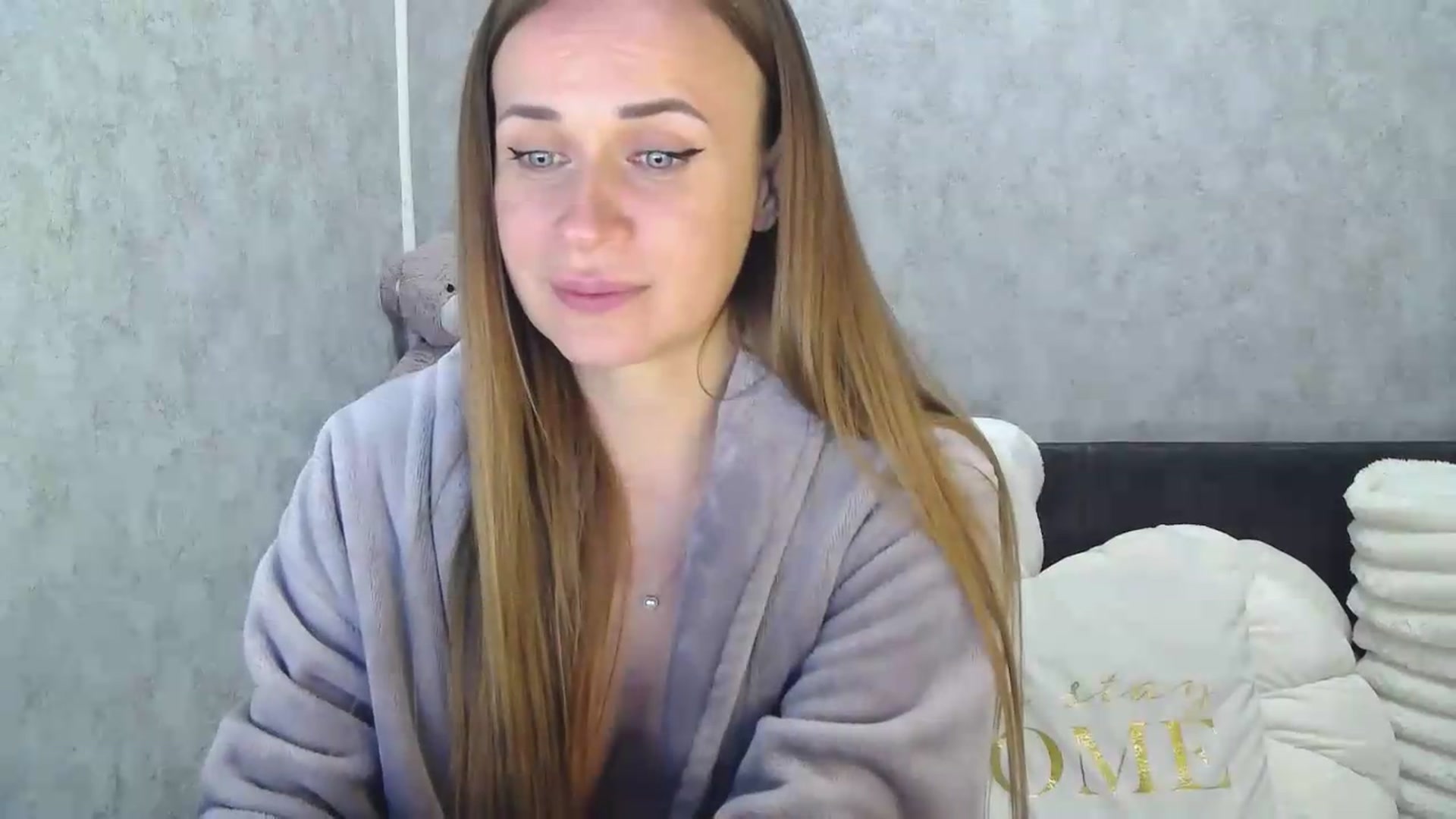 Gallery image thumbnail from Zofia_Zozo's myfreecams stream on, 09/08/2026, 11:35 image 3 of 20