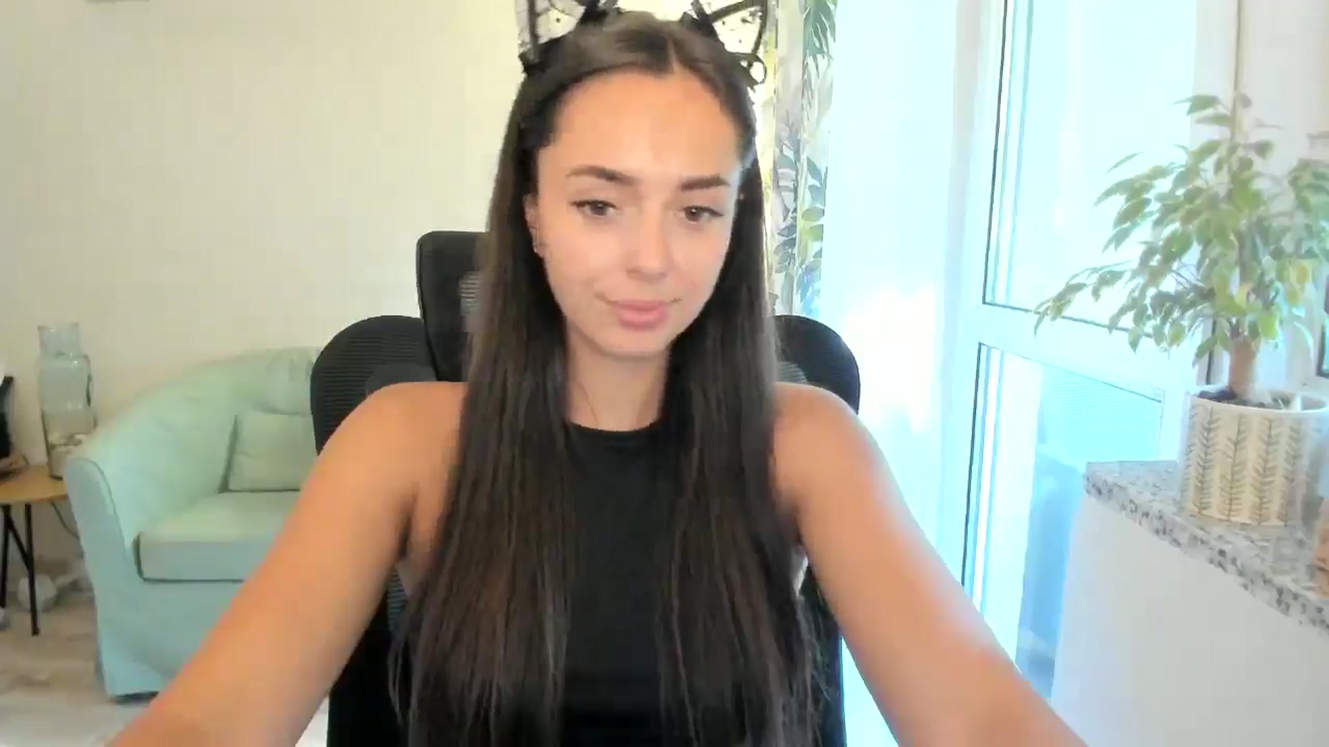 Gallery image thumbnail from Zofiaaa2006's myfreecams stream on, 07/22/2025, 15:24 image 19 of 20