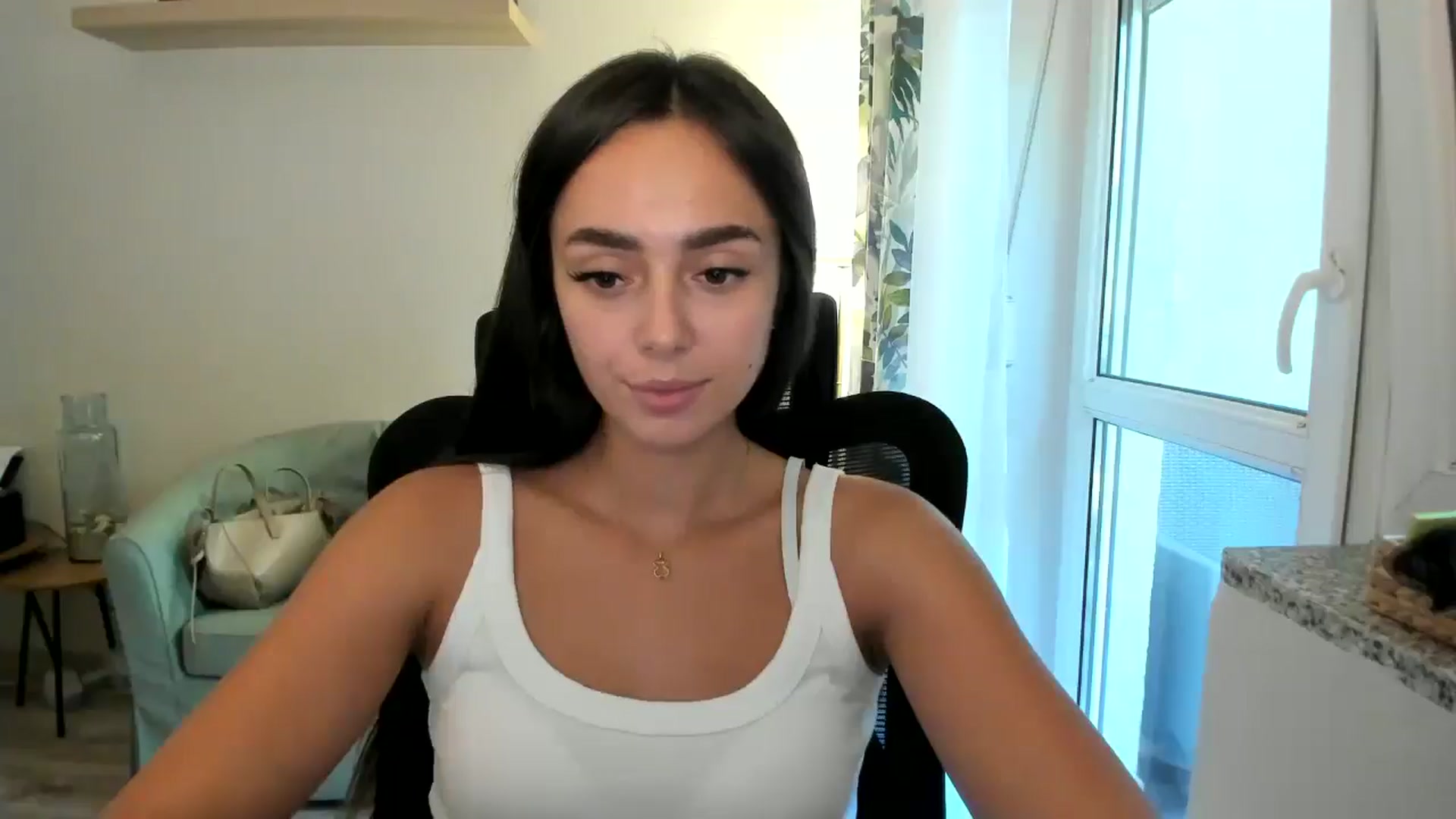 Gallery image thumbnail from Zofiaaa2006's myfreecams stream on, 08/14/2025, 13:16 image 19 of 20
