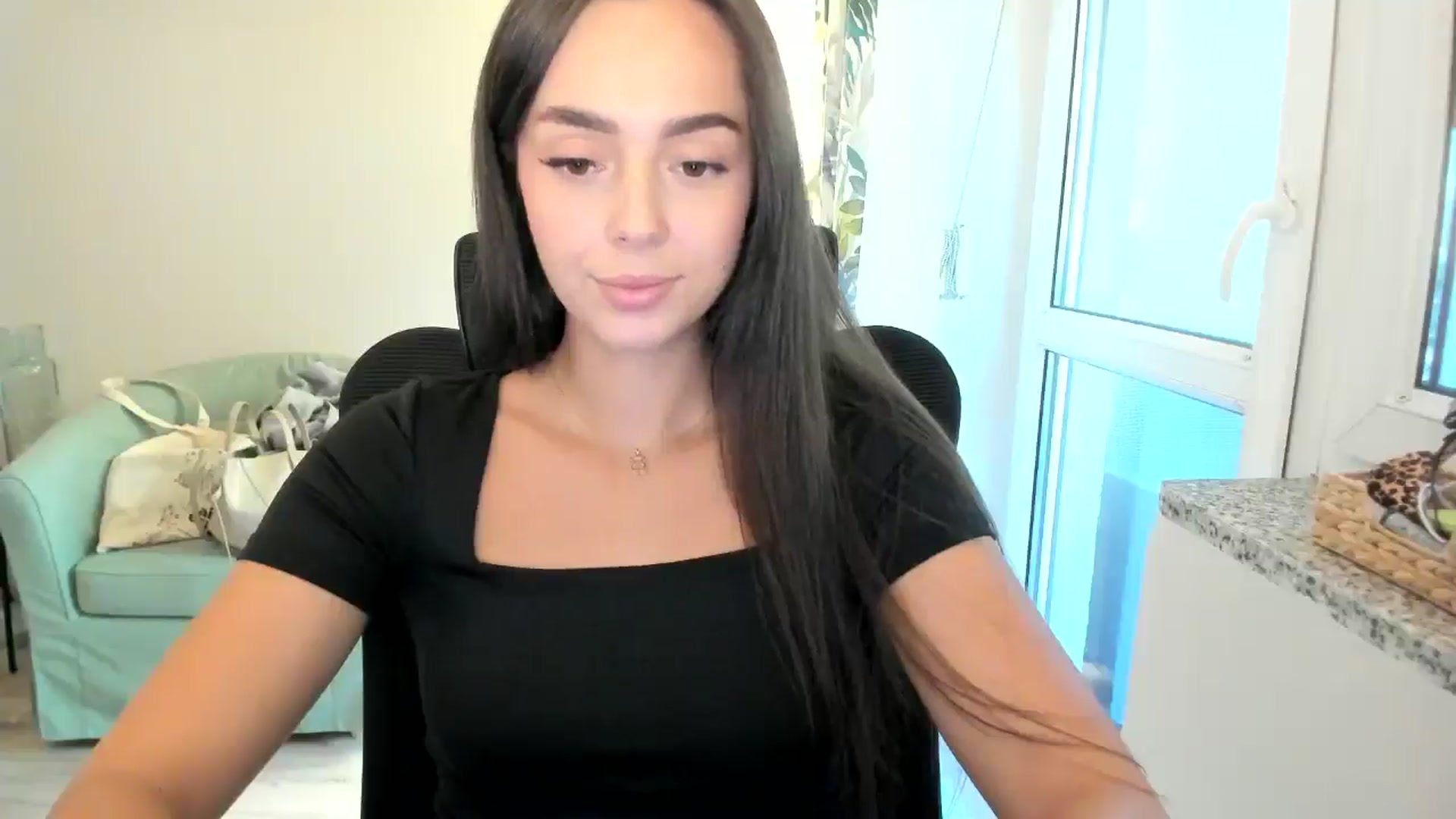 Gallery image thumbnail from Zofiaaa2006's myfreecams stream on, 08/20/2025, 09:11 image 13 of 20