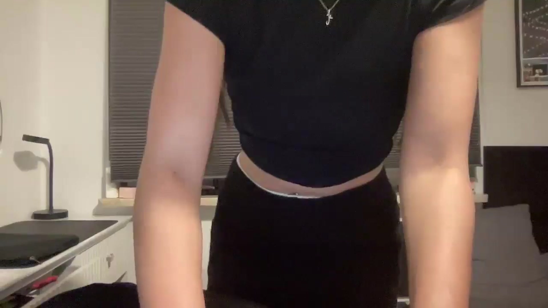 Gallery image thumbnail from Zofiaaa2006's myfreecams stream on, 01/26/2026, 20:00 image 20 of 20