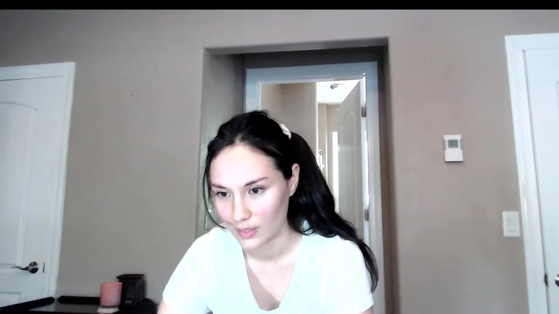 Gallery image thumbnail from Zoie_hz's myfreecams stream on, 07/20/2023, 19:48 image 8 of 20