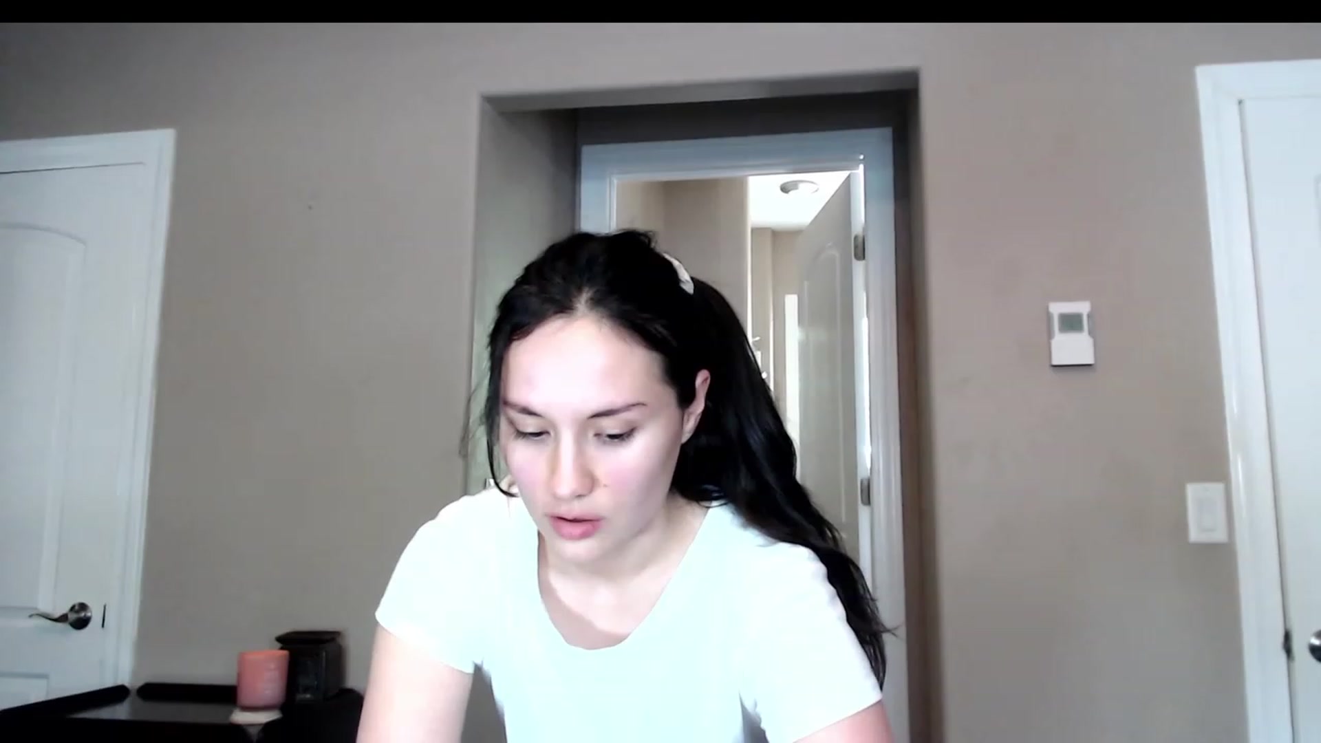 Gallery image thumbnail from Zoie_hz's myfreecams stream on, 07/20/2023, 19:48 image 7 of 20