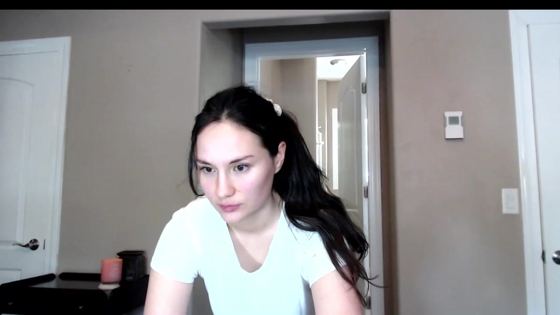 Gallery image thumbnail from Zoie_hz's myfreecams stream on, 07/20/2023, 19:48 image 15 of 20
