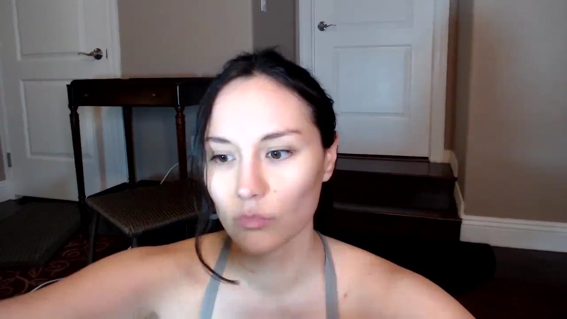 Gallery image thumbnail from Zoie_hz's myfreecams stream on, 07/25/2023, 05:15 image 8 of 20