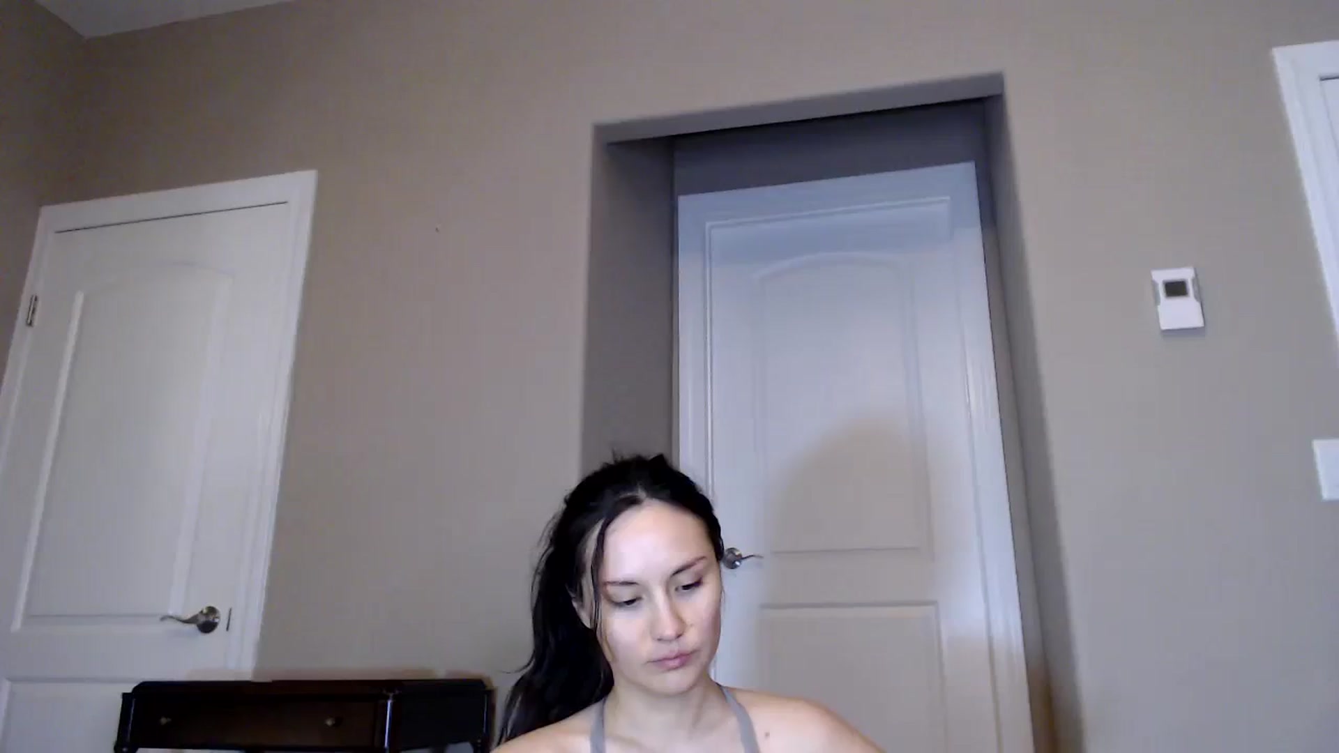Gallery image thumbnail from Zoie_hz's myfreecams stream on, 07/25/2023, 05:15 image 11 of 20